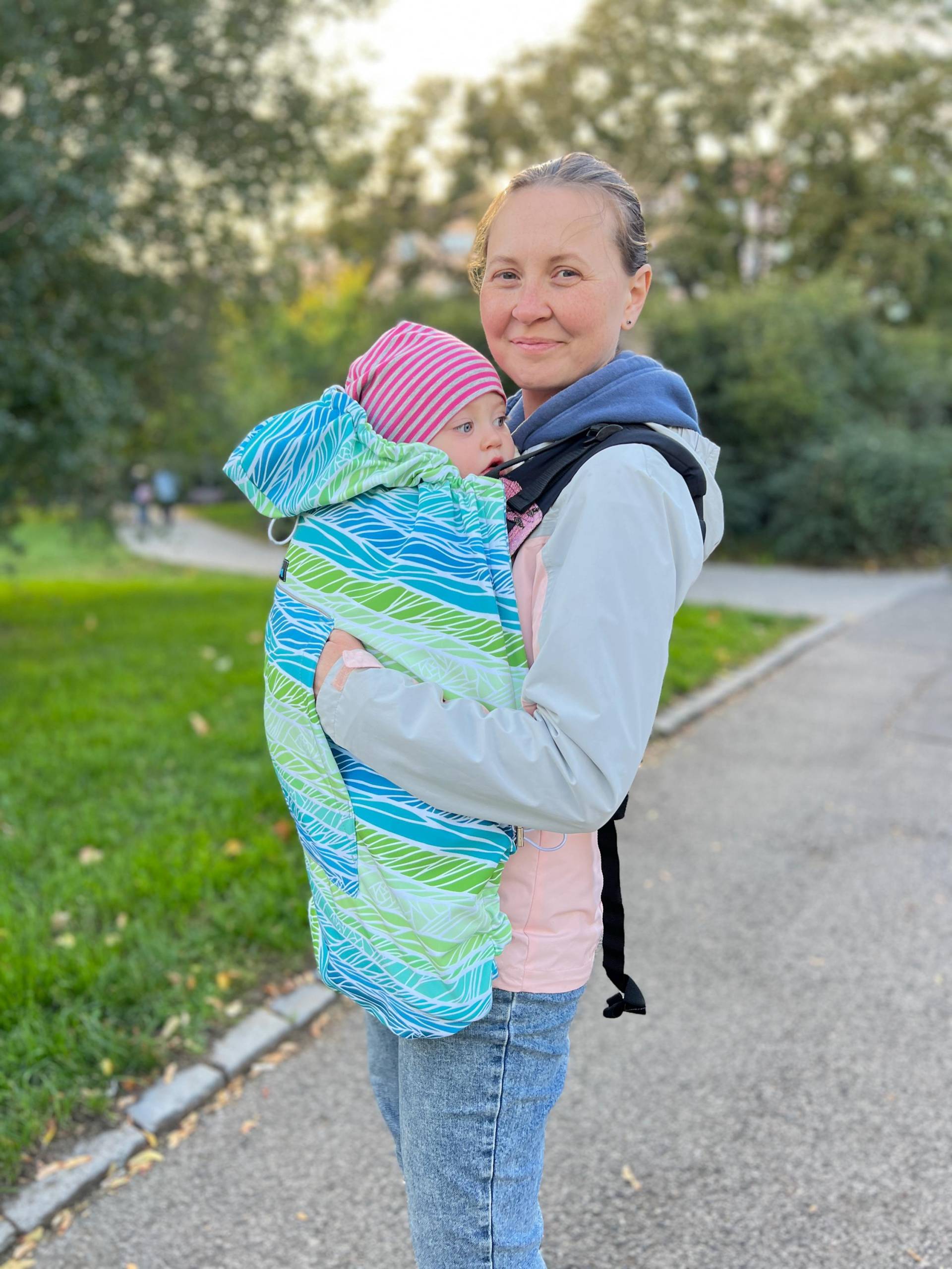 2In1 Wasserdichte Winddichte Softshell-Babytrage-Abdeckung Kinderwagen, Autositz, Fahrradsitz Farbige Wellen 2In1 Wasserdichte Winddichte Softshell-Babytrage-Abdeckung Kinderwagen, Autositz, Fahrradsitz Farbige Wellen von Etsy - RoNababyShopEU