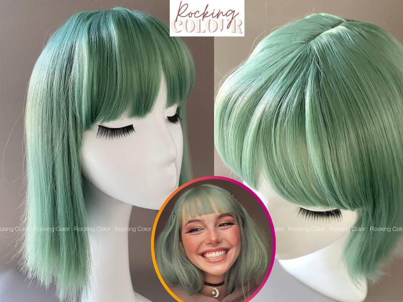 Mintgrüne Bob-Perücke Mit Pony, 10 Zoll Lang. Gratis Perückenkappe von Etsy - RockingColour