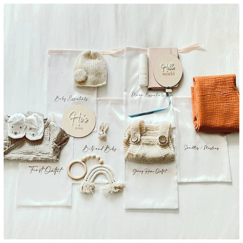 Beutel Organizer/Satin Mama Zum Umhängen Umstandstasche Baby Shower Geschenk Essentials von Etsy - RowanAndFox