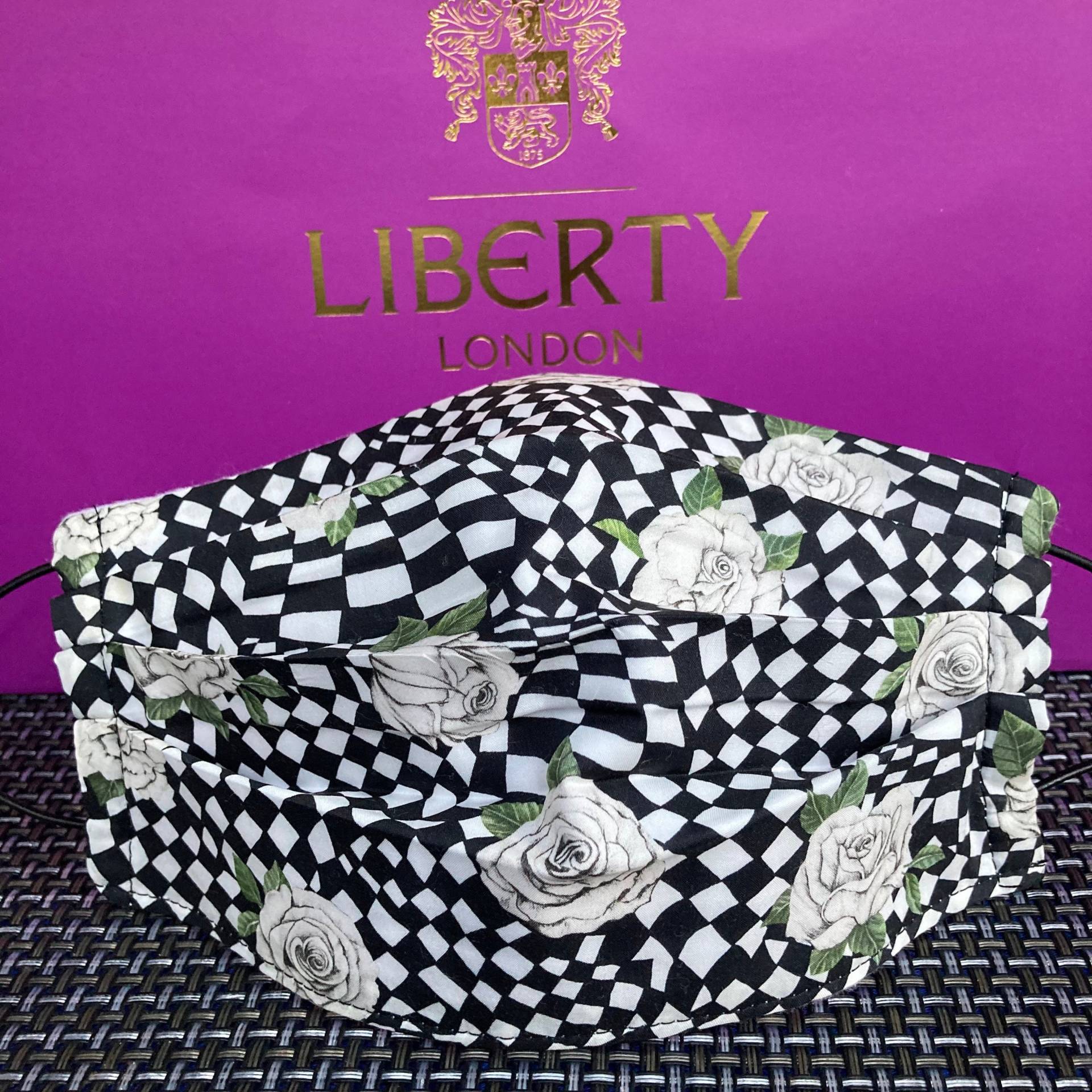 Liberty London 100% Baumwolle Einstellbare Karierte Rose Kollektion 2022 Überlegene Gesichtsmaske von Etsy - SW5atelier