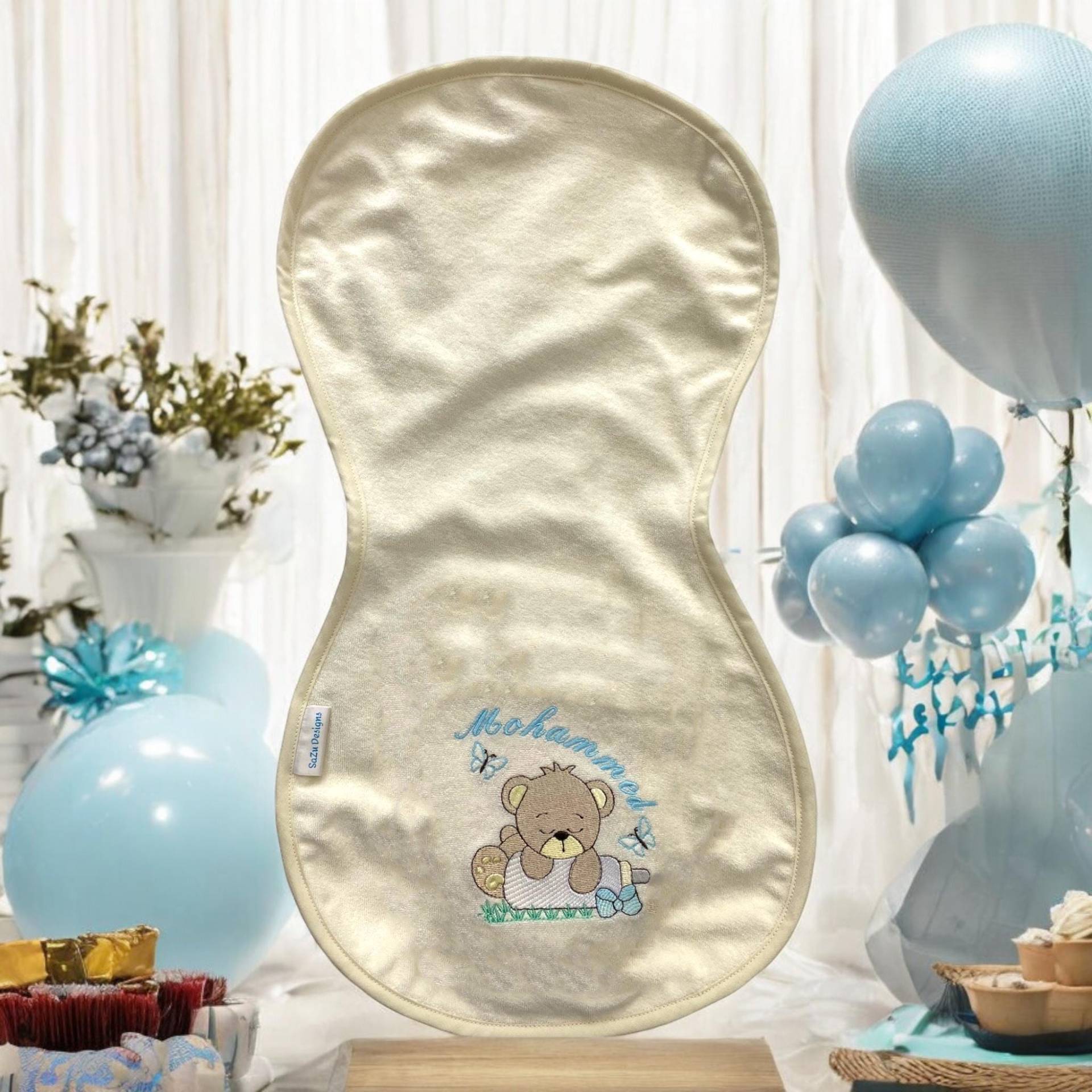 Spucktuch Personalisiert Und Bestickt | Personalisiertes Mutterschaftsgeschenk Baby-Geschenk Babygeschenk Mit Namen Gesticktes Geburtsgeschenk von Etsy - SaZuDesignsNL