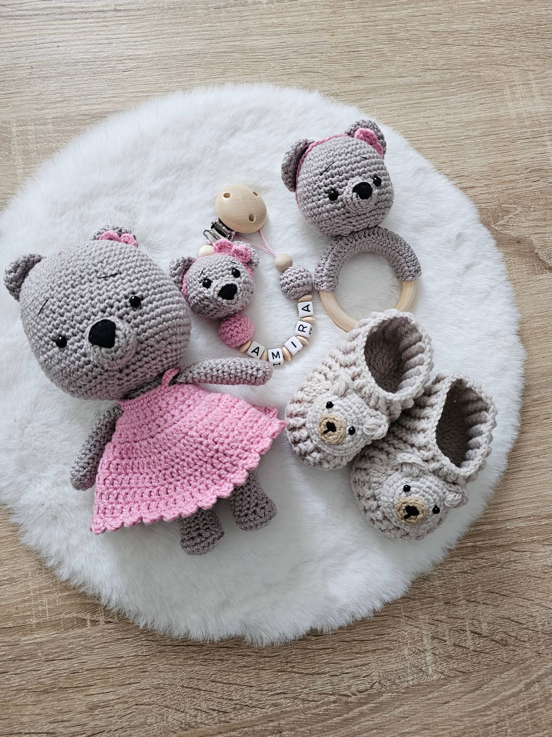 Babygeschenke Set Zur Geburt |Schmusetier| Rassel| Schnullerkette Mit Namen| Babschuhe von Etsy - SchnullerkettenHaSi