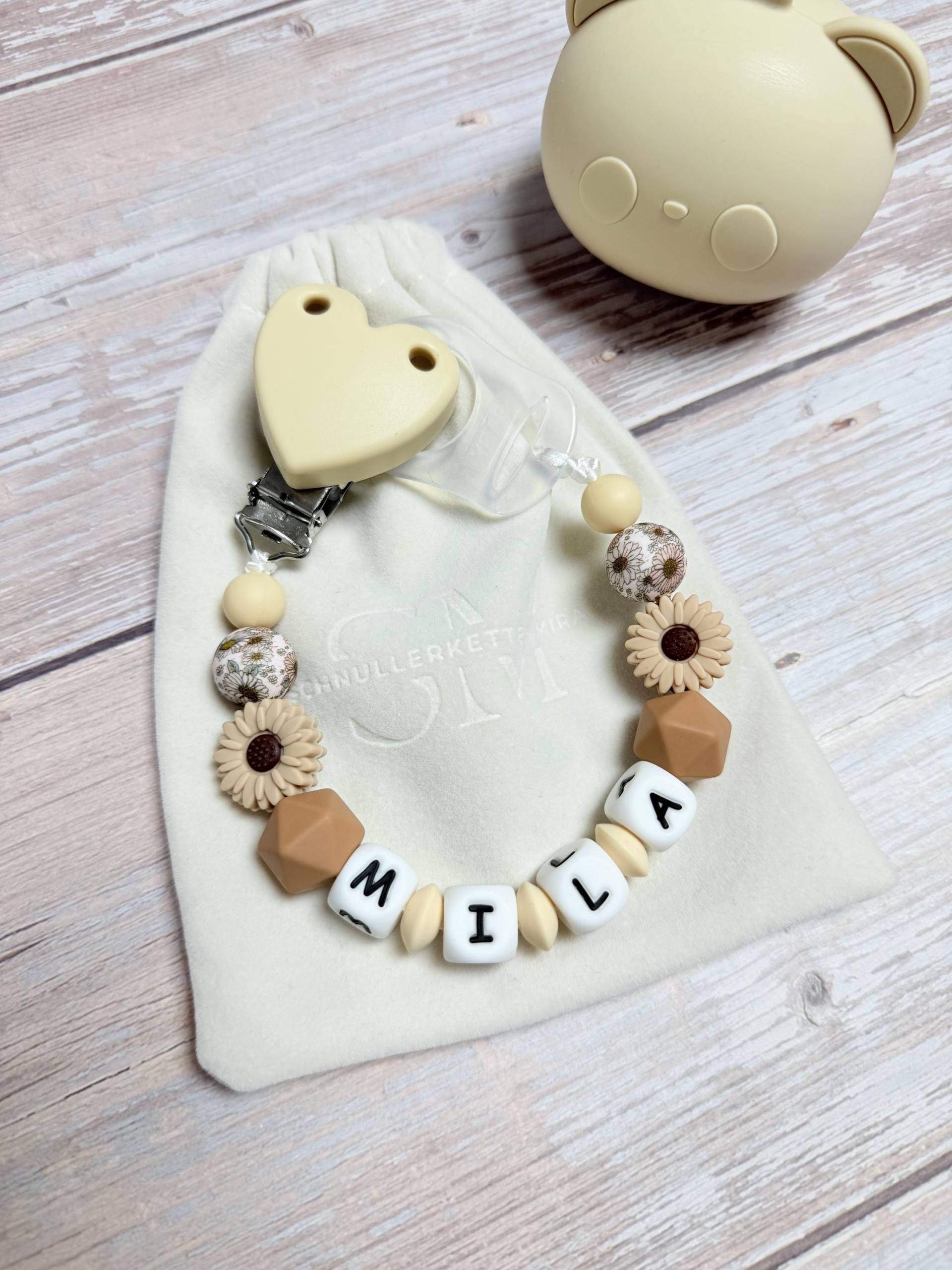Schnullerkette Mit Namen Mädchen Schnullerkette Mit Namen Mädchen von Etsy - SchnullerkettenMira