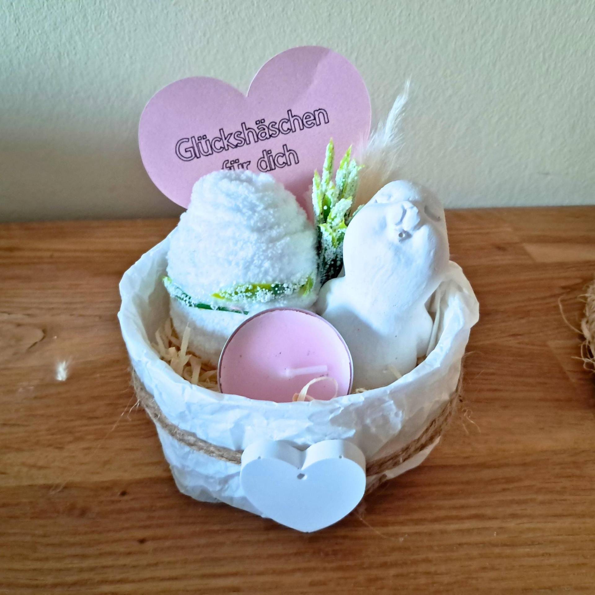 Kleine Geschenke Zu Ostern, Osternnest, Geschenkideen Für Sie , Geschenk Beste Freundin, Häschen Aus Raysin von Etsy - Seelenverwandte