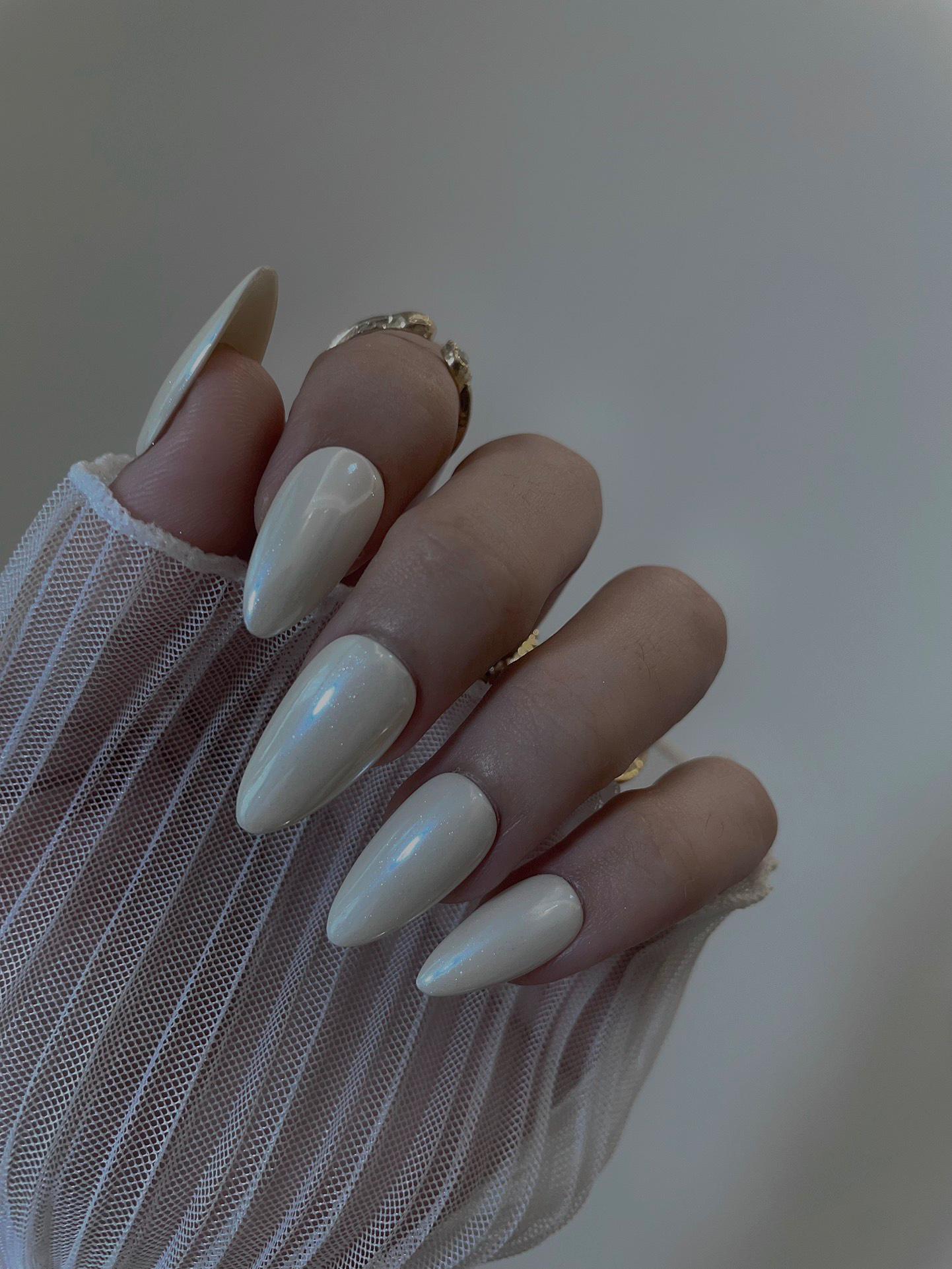 Handmade Reusable Press On Nails - Milky White Almond Shape | Elegant Minimalist Look von Etsy - Sharksnailbyyu