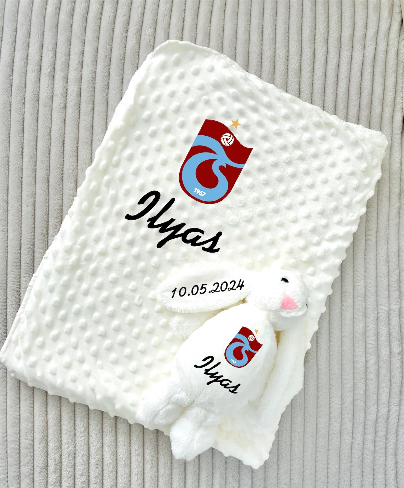 Trabzonspor Babydecke Mit Kuscheltier Hase, Plüschtier Hase Trabzonspor Babydecke Mit Kuscheltier Hase, Plüschtier Hase von Etsy - ShopbyhandmadeShop