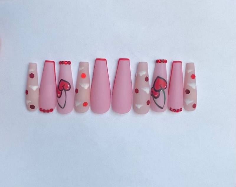 Cherry Press On Nails von Etsy - ShyyLa