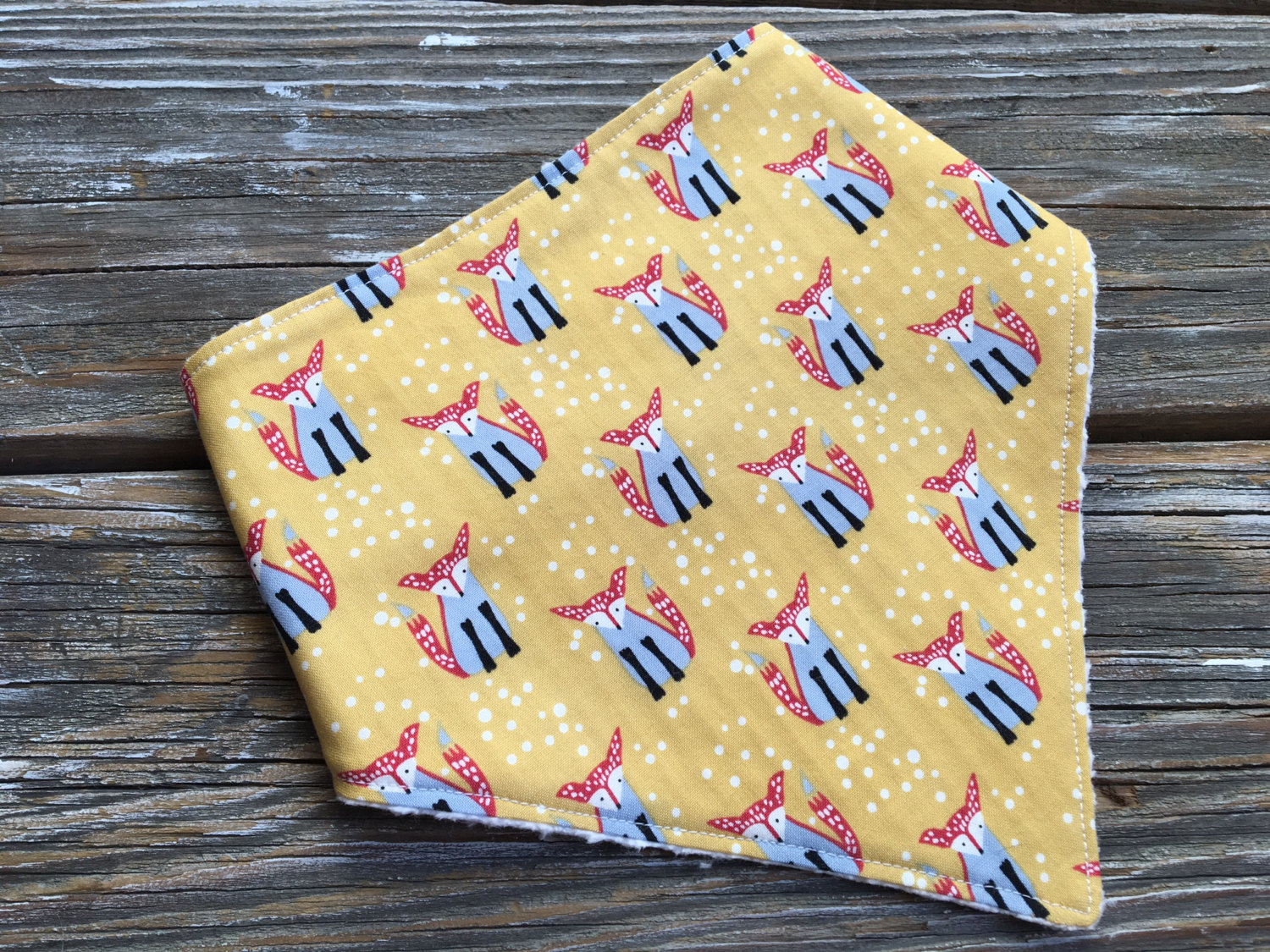 Baby/Kleinkind Bandana/Schal/Bibdana/Sabberlatz ~ Woodland//Marineblau//Herz//Senfgelb//Fuchs//Woodsy Baby/Kleinkind Bandana/Schal/Bibdana/Sabberlatz ~ Woodland//Marineblau//Herz//Senfgelb//Fuchs//Woodsy von Etsy - SimplyStitchedbySara