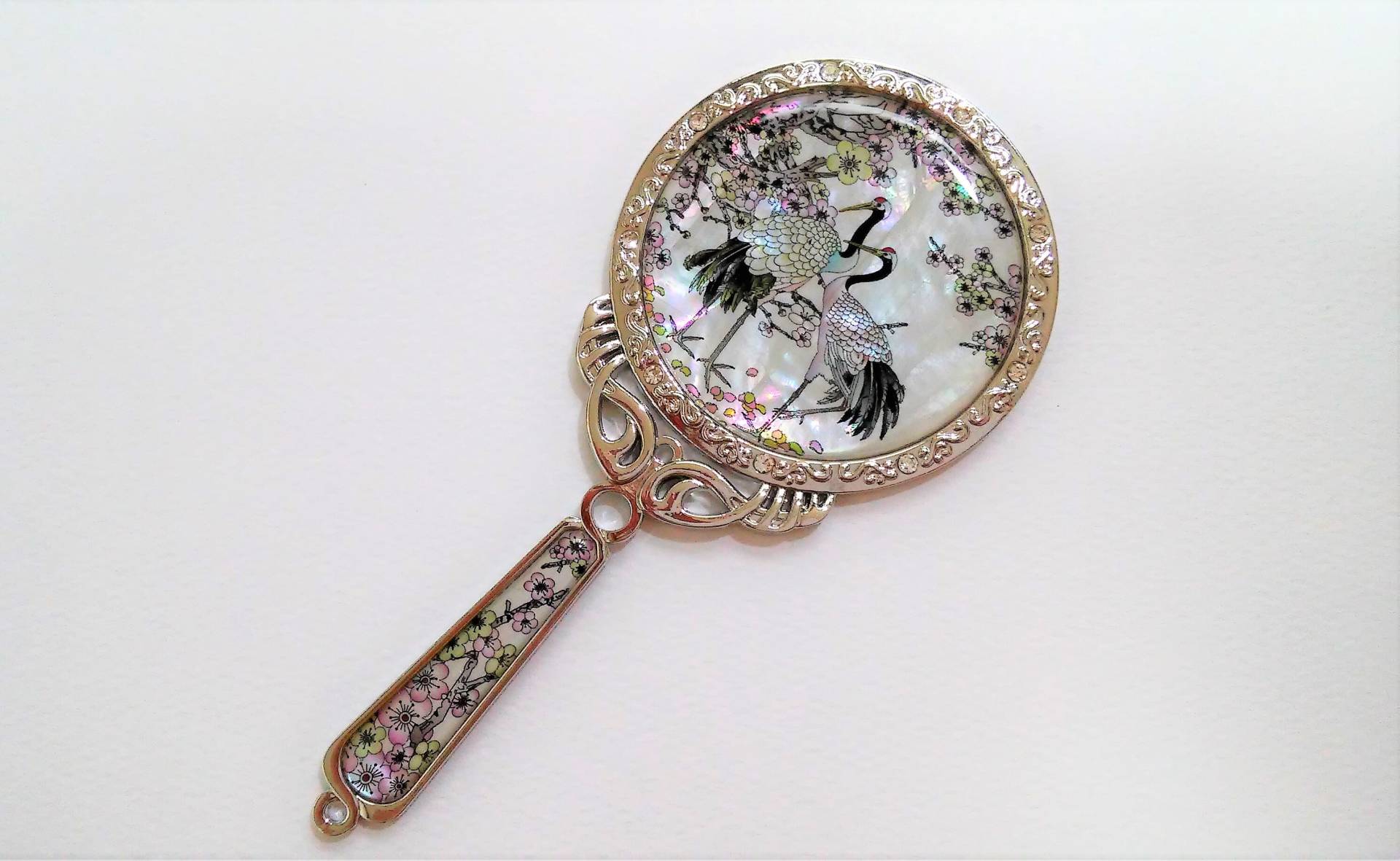 Perlmutt Handspiegel Kranich & Kirschblüten Design, Weiß Perlmutt Handspiegel Kranich & Kirschblüten Design, Weiß von Etsy - Skodesigned