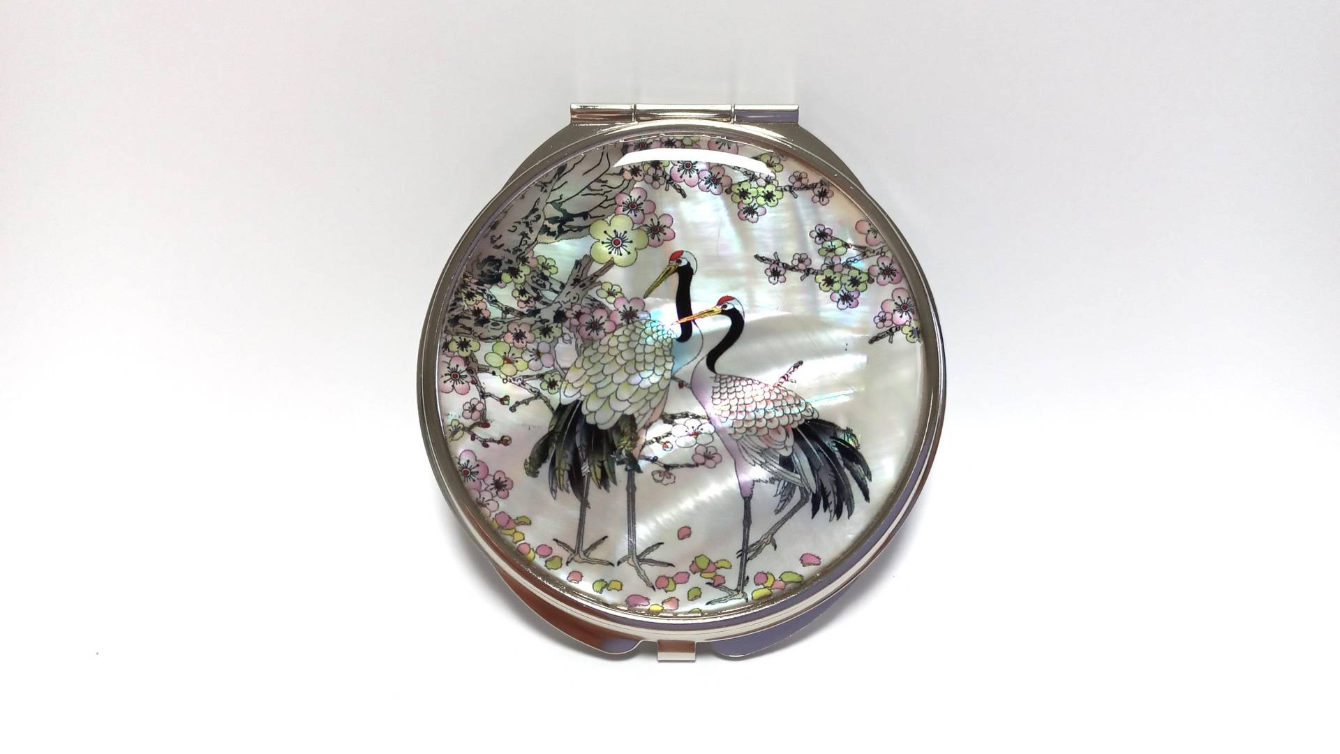 Perlmutt Taschenspiegel Kranich Blumen Design, Weiss Perlmutt Taschenspiegel Kranich Blumen Design, Weiss von Etsy - Skodesigned