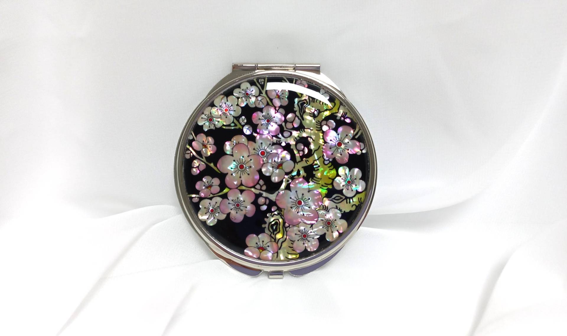 Perlmutt Taschenspiegel Pflaumenblüte Rosa Schwarz Perlmutt Taschenspiegel Pflaumenblüte Rosa Schwarz von Etsy - Skodesigned