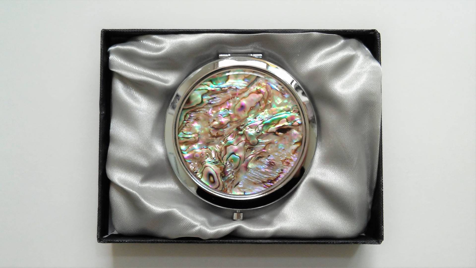 Perlmutt Taschenspiegel Doppelseitige Regelmäßige Lupe Perlmutt Taschenspiegel Doppelseitige Regelmäßige Lupe von Etsy - Skodesigned