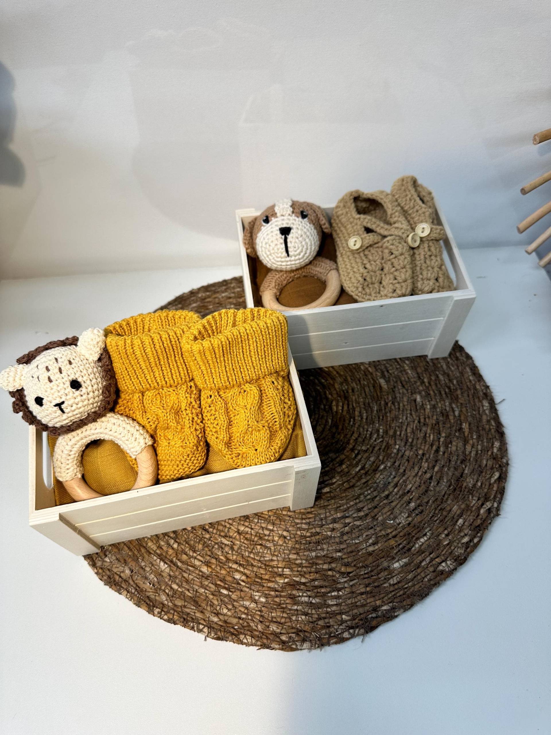 Baby Geschenkset, Geschenk Kiste Unisex, Holzkiste von Etsy - SmallLightsShop