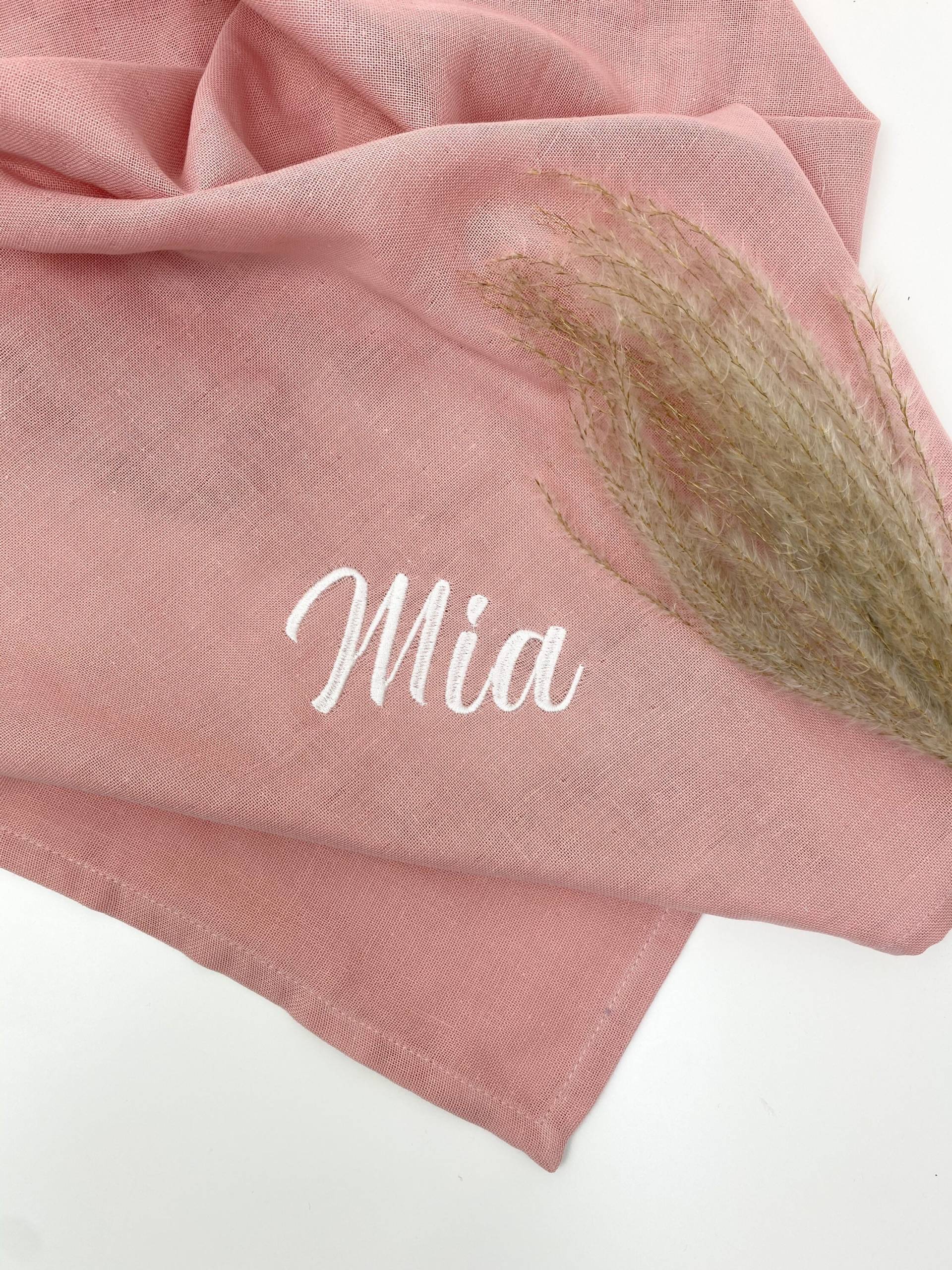 Spucktuch, Spucktuch Mit Name, Mulltuch Personalisiert Name Biobaumwolle Schmusetuch Musselintuch Bestickt, Baby Geschenk von Etsy - Sooneshandmadestore