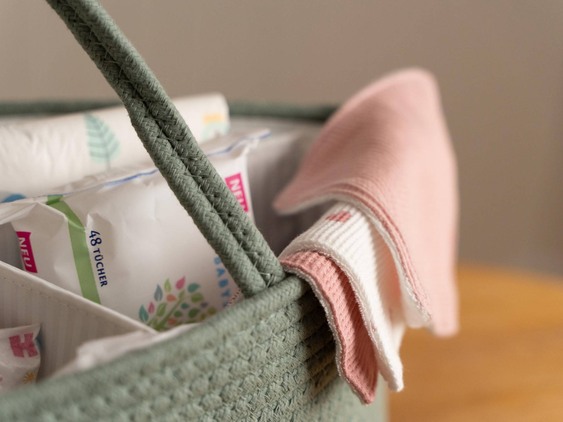 Wickeltasche/ Wickelkorb/ Windeltorte/ Geschenk Zur Geburt, Babyparty Rosa, Mädchen, Mama, Girl von Etsy - SophievomHohenstein