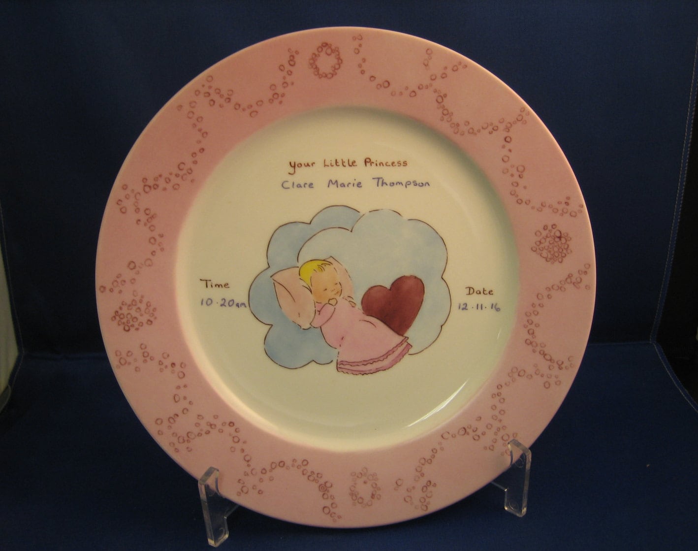 Personalisiertes Porzellan, Handbemalt, Babyteller, Verschiedene Designs Stehen Zur Auswahl Personalisiertes Porzellan, Handbemalt, Babyteller, Verschiedene Designs Stehen Zur Auswahl von Etsy - SouniqueTreasures