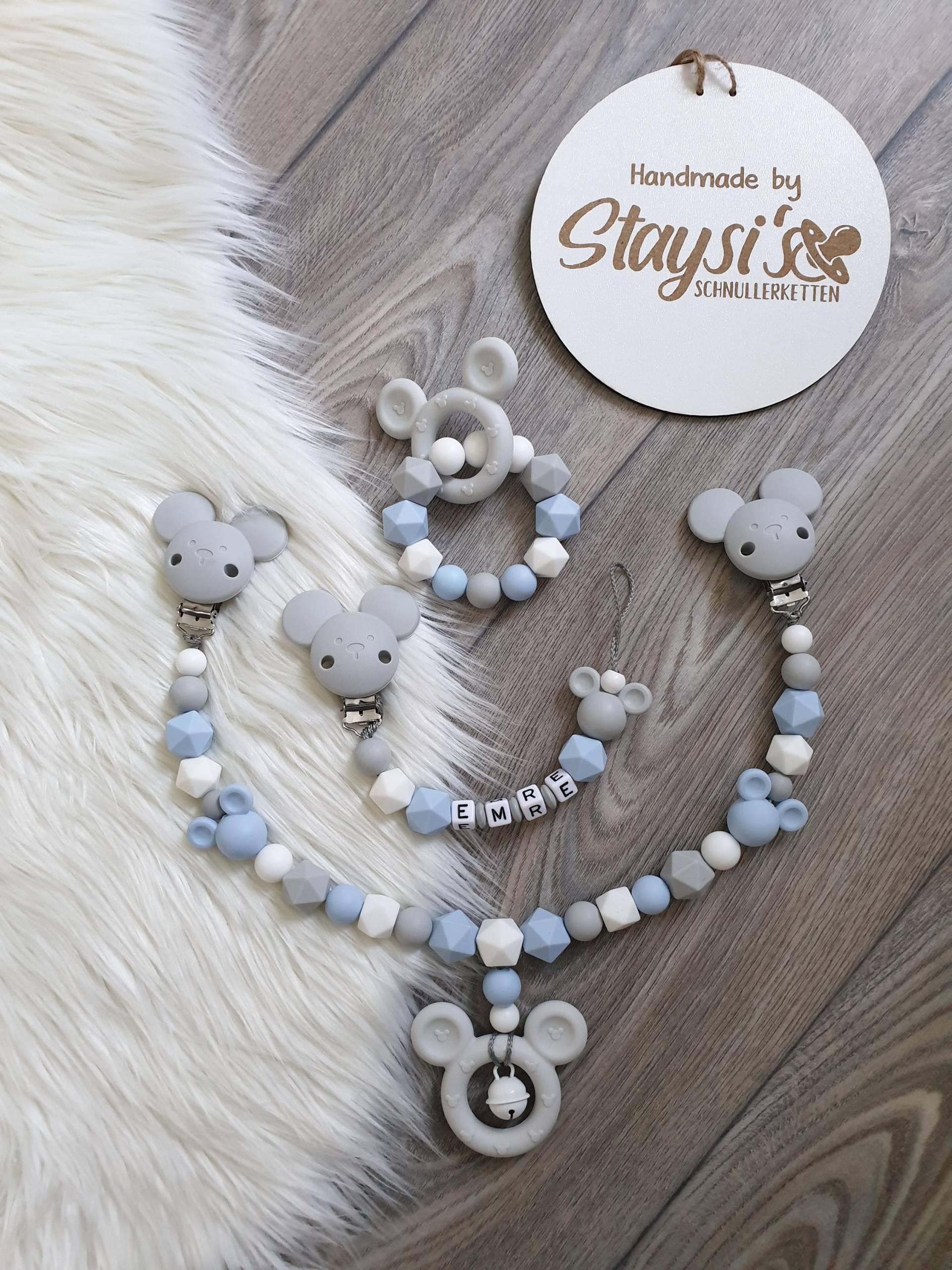 Micky Maus Set/Schnullerkette Mit Wunschnamen Wagenkette/Maxicosyanhänger Junge Blau , Grau Micky Maus Set/Schnullerkette Mit Wunschnamen Wagenkette/Maxicosyanhänger Junge Blau , Grau von Etsy - StaysisShnullerkette