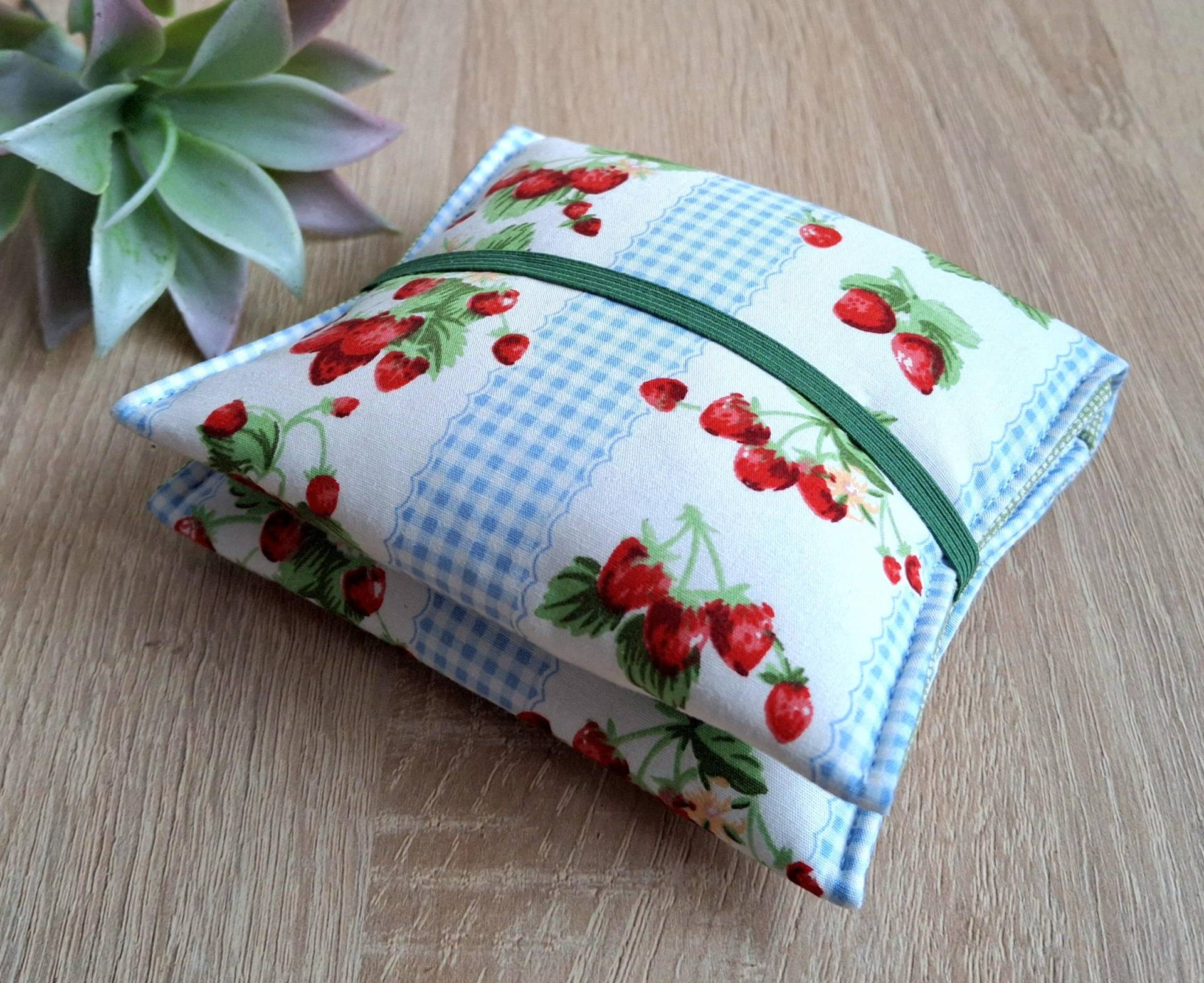 Bindentäschchen, Bindentasche, Bindenetui Erdbeeren von Etsy - Steffbags