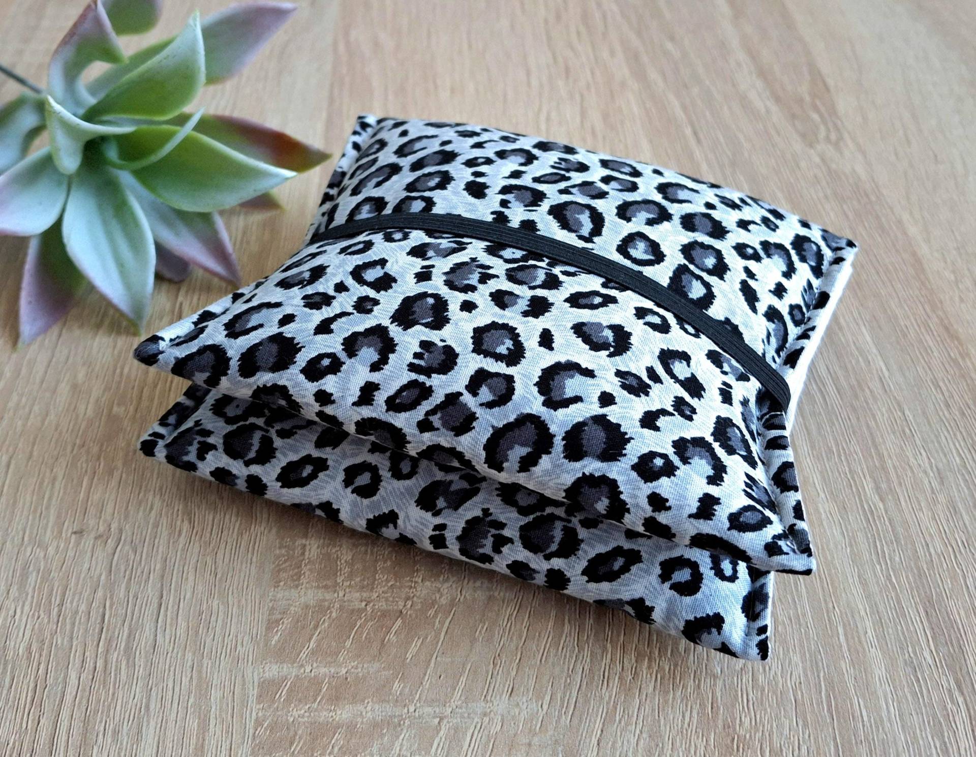 Bindentasche Mit Leopardenmuster -Bindentäschchen - Bindenetui-Periodentäschchen von Etsy - Steffbags