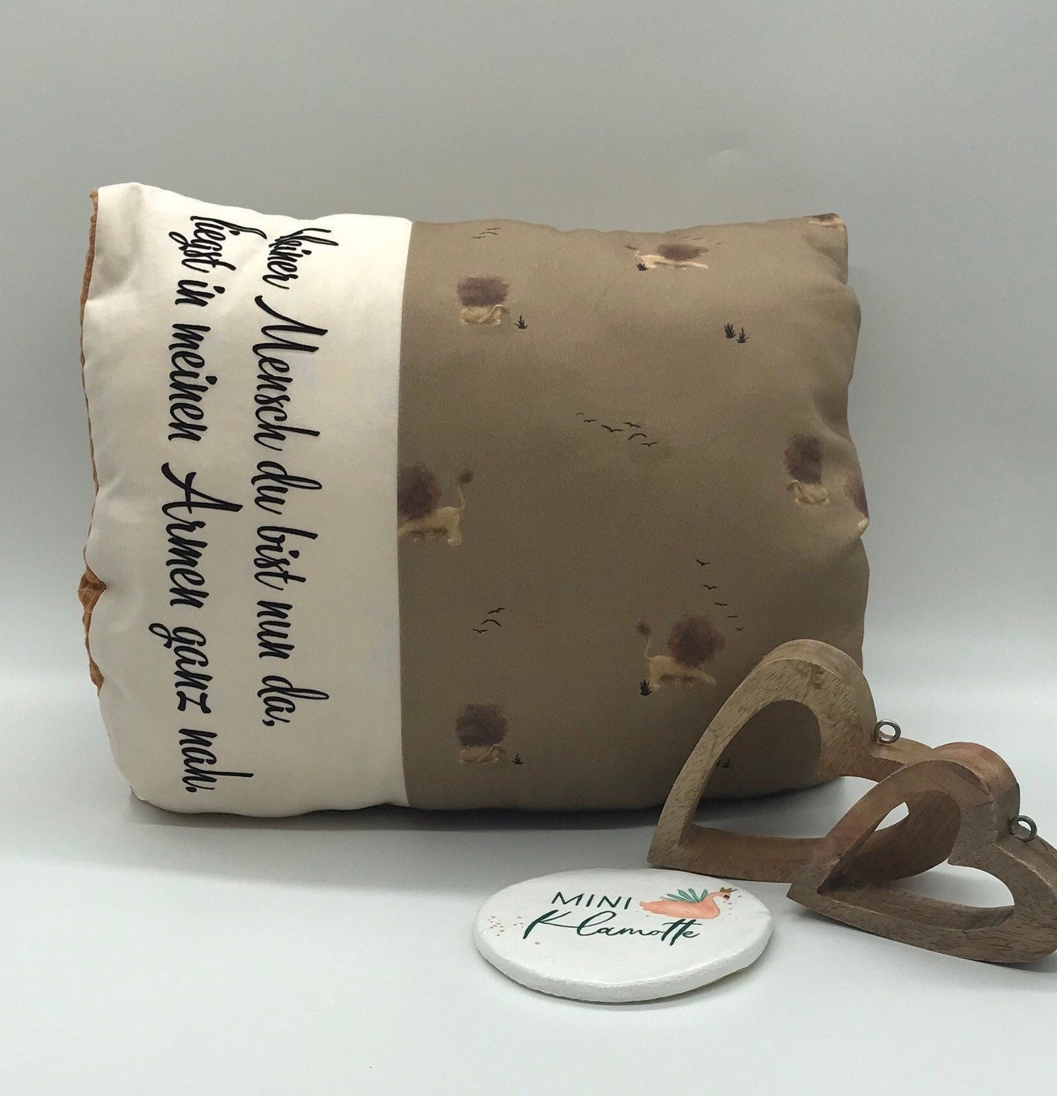 Mini Stillkissen "Löwe" Für Unterwegs Mini Stillkissen "Löwe" Für Unterwegs von Etsy - StephisMiniKlamotte