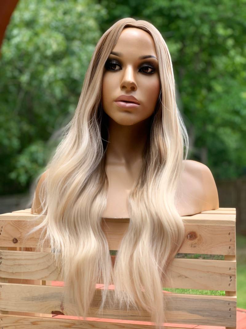 Blonde Haare Balayage Ombre 24 "Lose Gewellte Perücke von Etsy - SunnyWigs