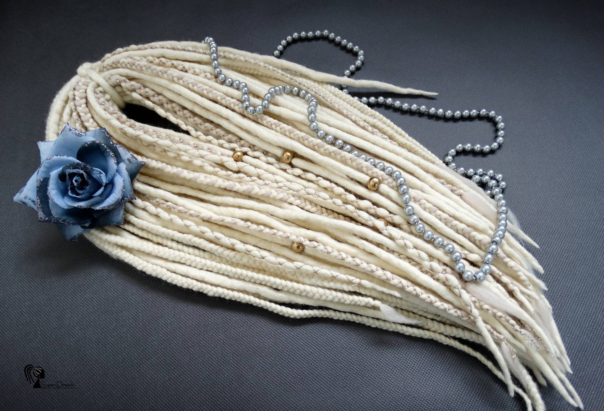 Blond Gold Merino Wolle Dreadlocks Erweiterungen, Hochzeit Double Ended Dread Set Mit Zöpfen & Perlen Blond Gold Merino Wolle Dreadlocks Erweiterungen, Hochzeit Double Ended Dread Set Mit Zöpfen & Perlen von Etsy - SuperDreadsArt
