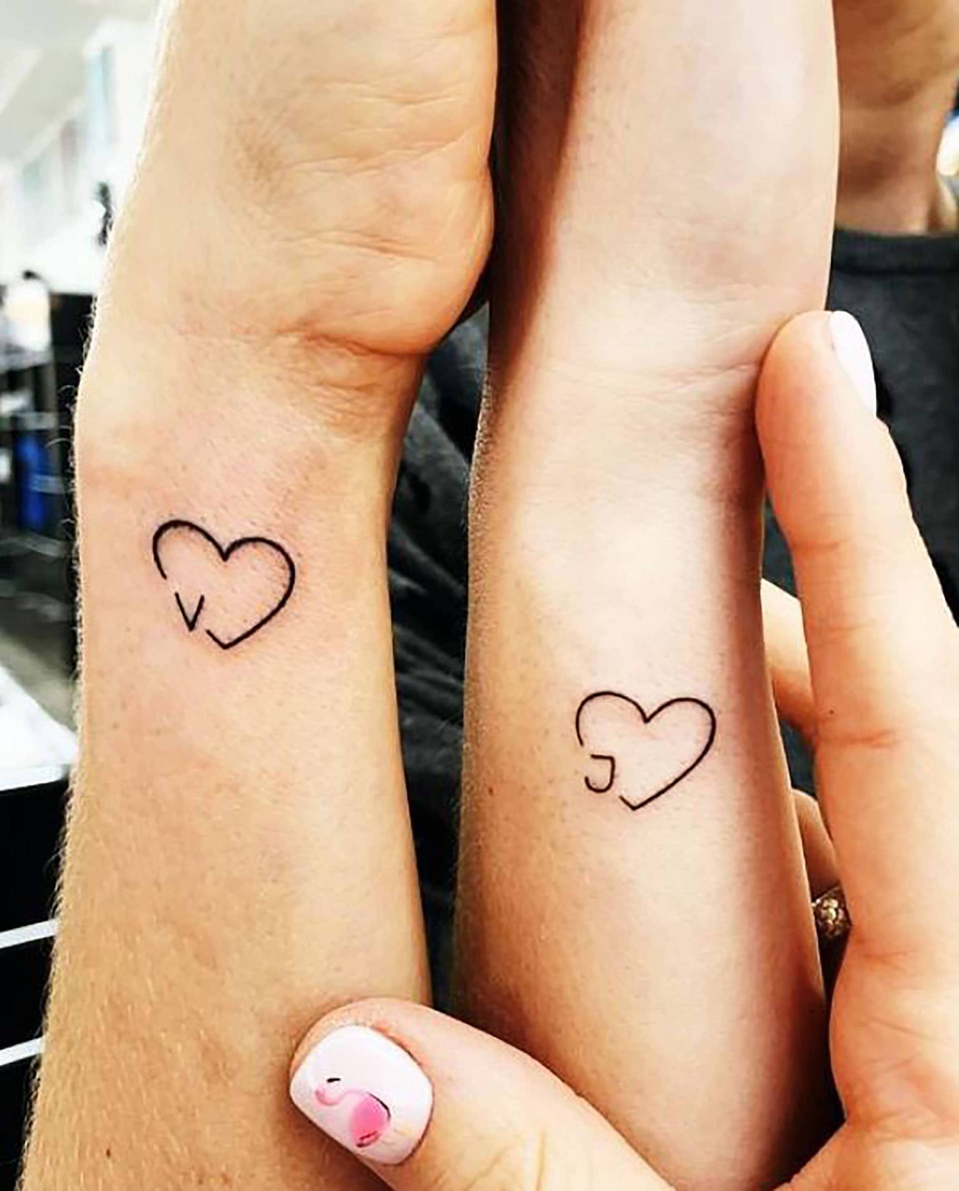 Personalisierte Einzigartige Herz Mit Brief Paar Temporäre Tattoo, Benutzerdefinierte Wasserdicht Entfernbare Winzige Fake Tattoo Geschenk Für von Etsy - SvenHStore