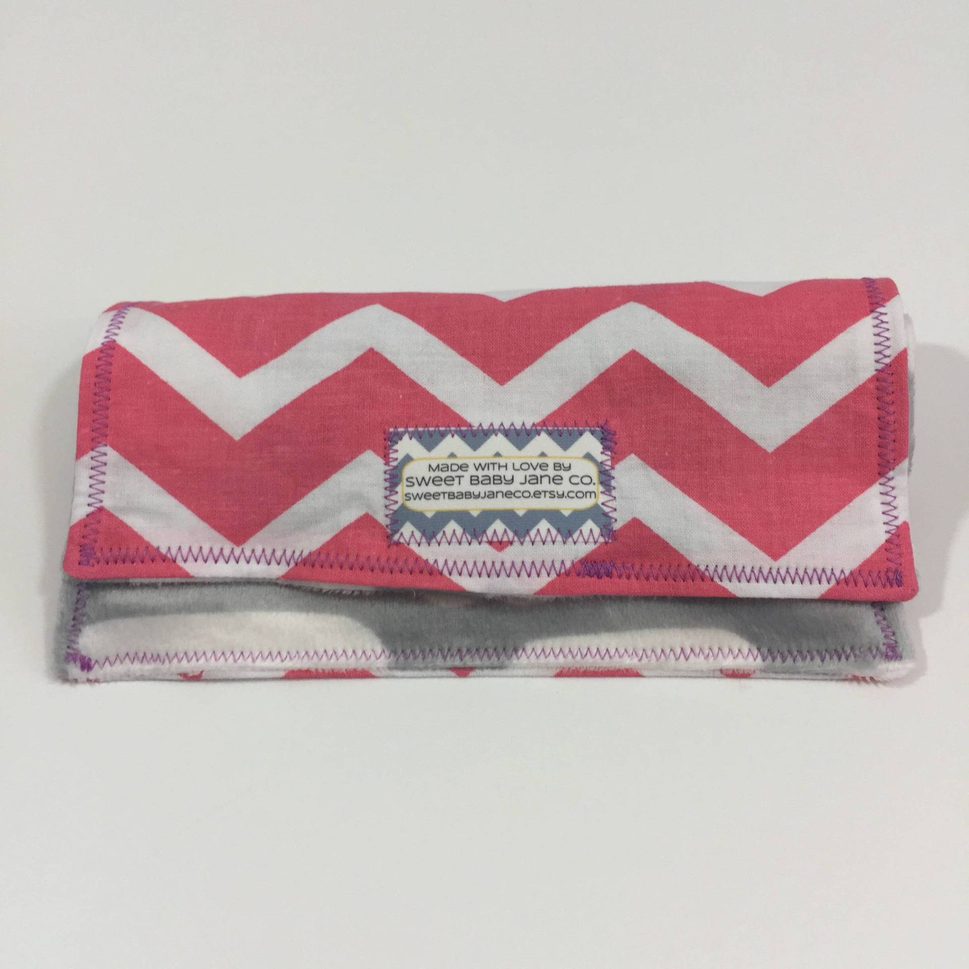 Fröhliches Chevron Minky Spucktuch - Baby-Dusche-Geschenk Mess Rag Rosa Baby Fröhliches Chevron Minky Spucktuch - Baby-Dusche-Geschenk Mess Rag Rosa Baby von Etsy - SweetBabyJaneCo