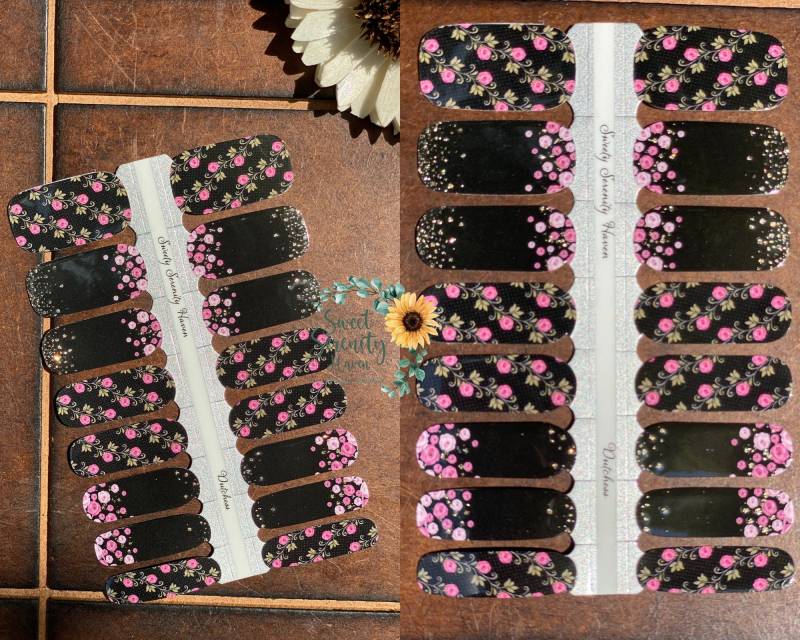 Dutchess Nail Polish Wraps; Schwarze Und Pinke Nagelstreifen; Glänzend; Rose Blume Art; Florales Design von Etsy - SweetSerenityHaven