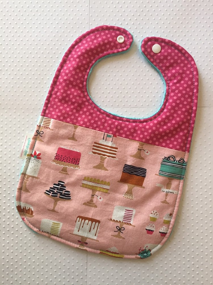 Kuchen Lätzchen | Passt Bis 24 Monate Kuchen Lätzchen | Passt Bis 24 Monate von Etsy - SweetsforReese