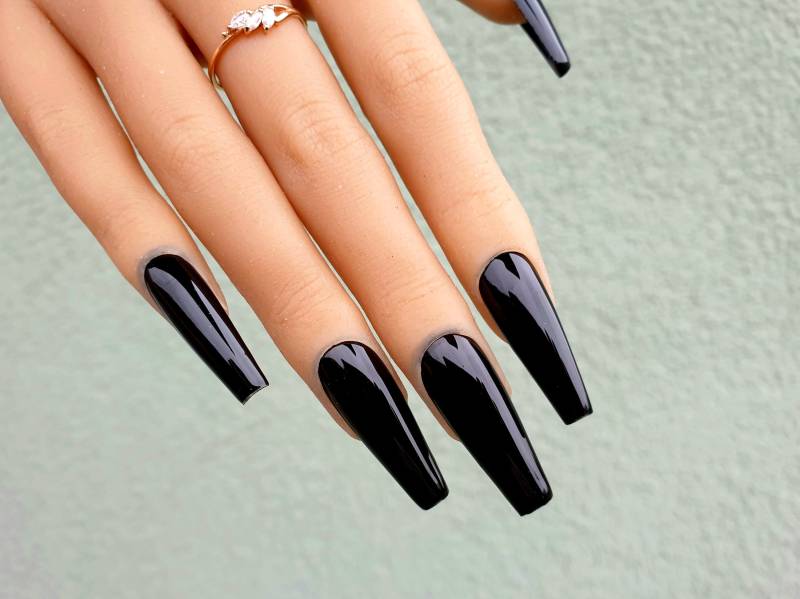 Basic Schwarz Press On Nails von Etsy - SymbelNails