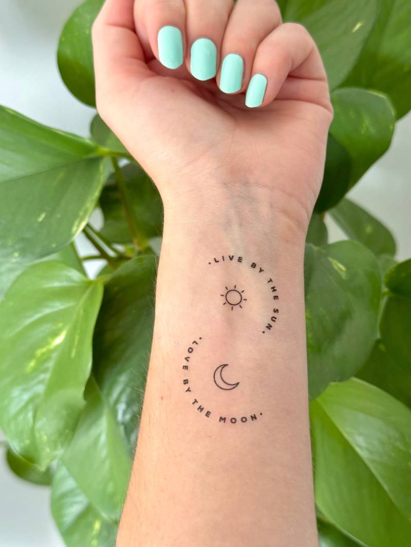 Live By The Sun, Love Moon | 2Er-Set - Temporäres Tattoo von Etsy - TATTOODAY