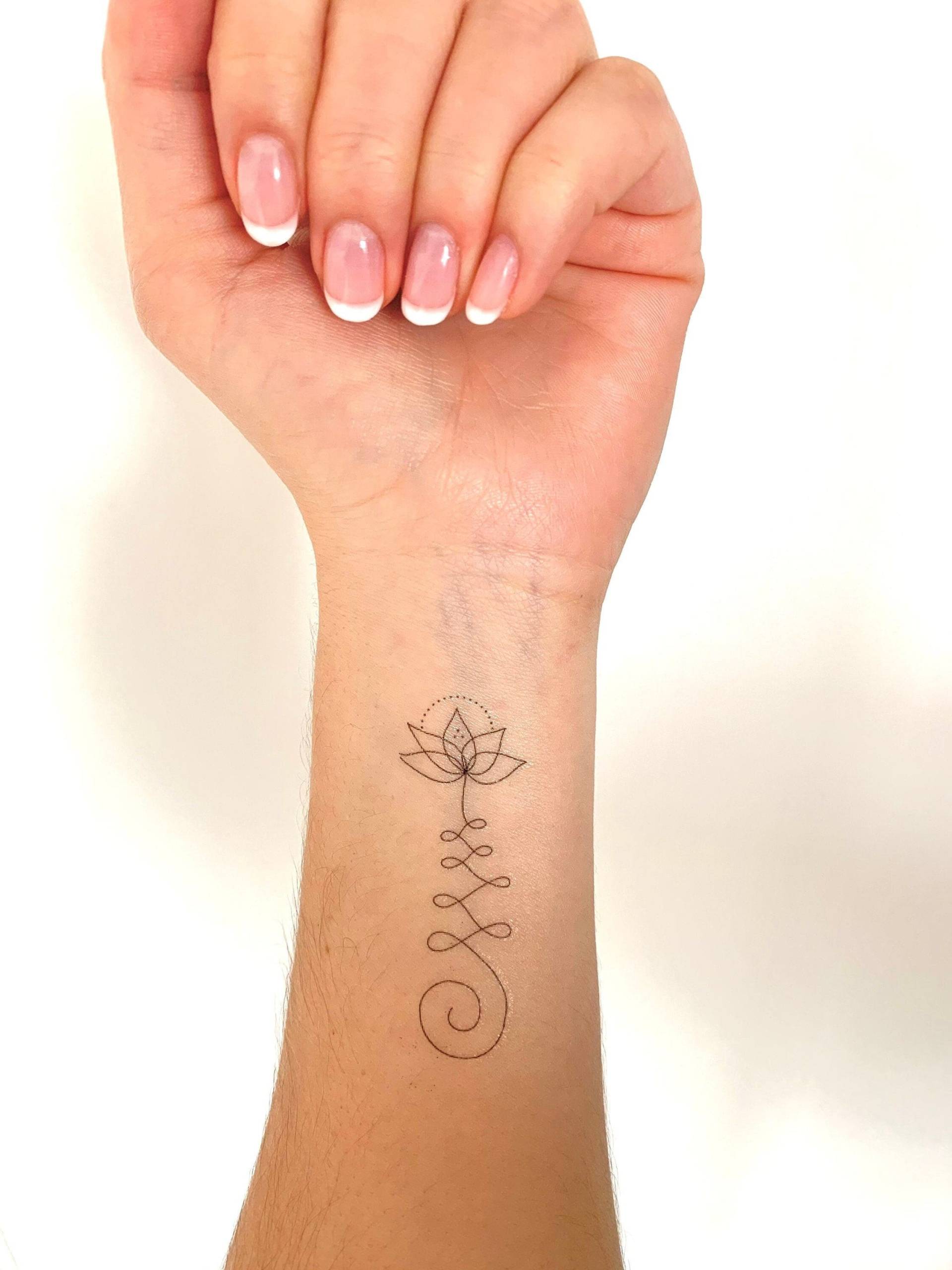 Unalome Lotus Swirl 2.0 | 2Er-Set - Temporäres Tattoo von Etsy - TATTOODAY