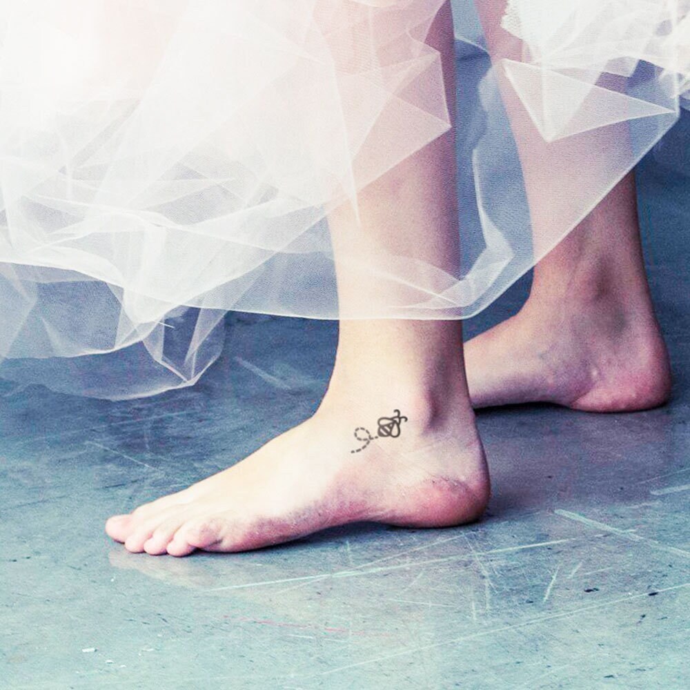 Biene - Temporäres Tattoo | 2Er Set Biene - Temporäres Tattoo | 2Er Set von Etsy - TTTattoodotcom