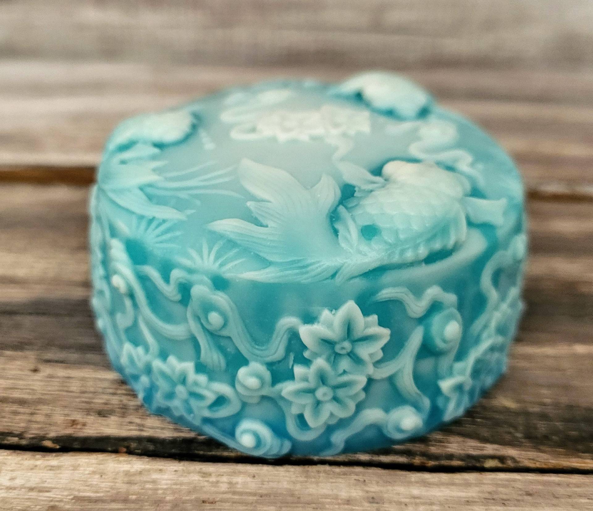 Glücksfisch Seifenstücke Glycerin Seife Handgemachte Lustige Runde Seifen Schöne Geschenke Magnolia von Etsy - TammyLaneSoaps