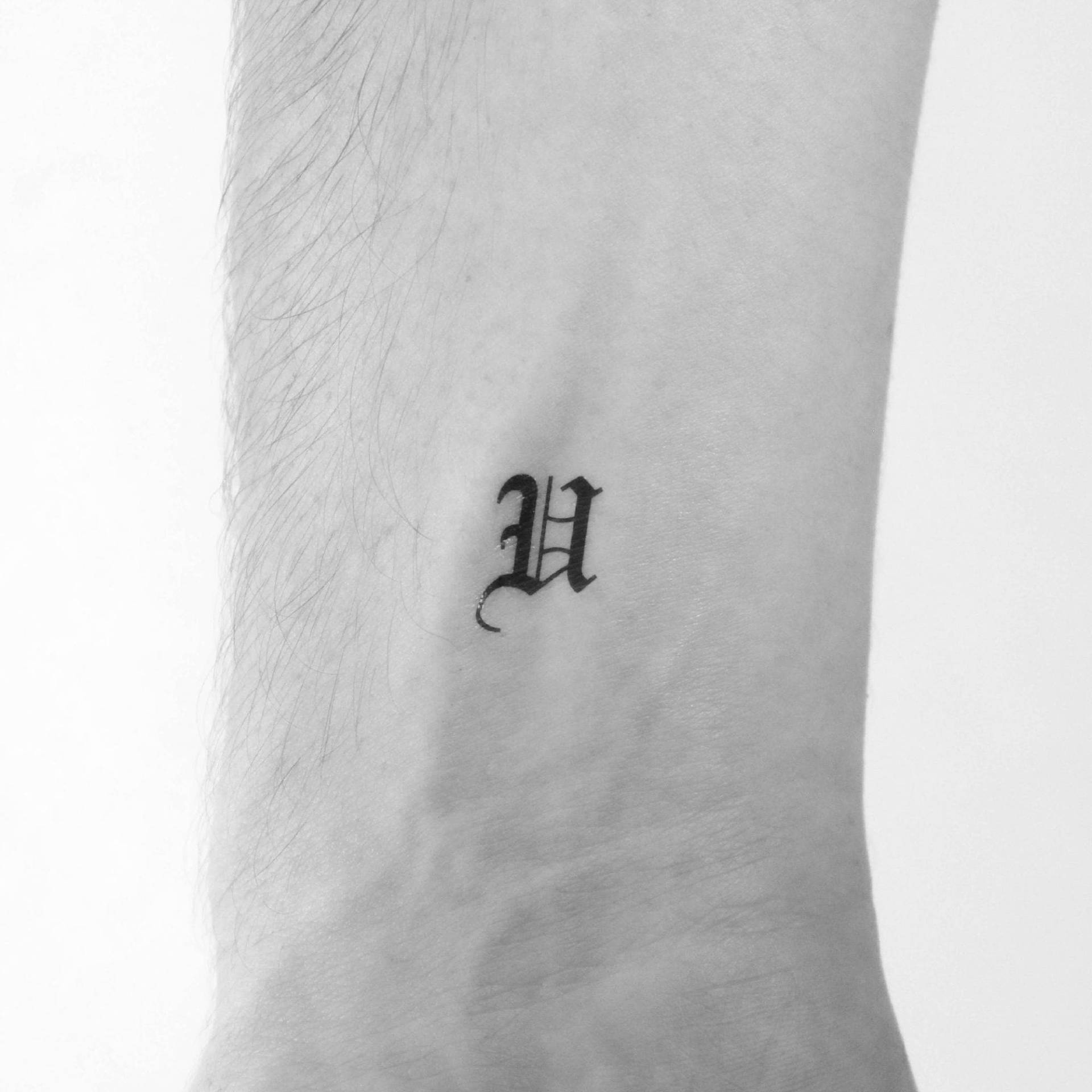 Gothic U Buchstabe Temporäres Tattoo | 3Er Set von Etsy - Tatteco