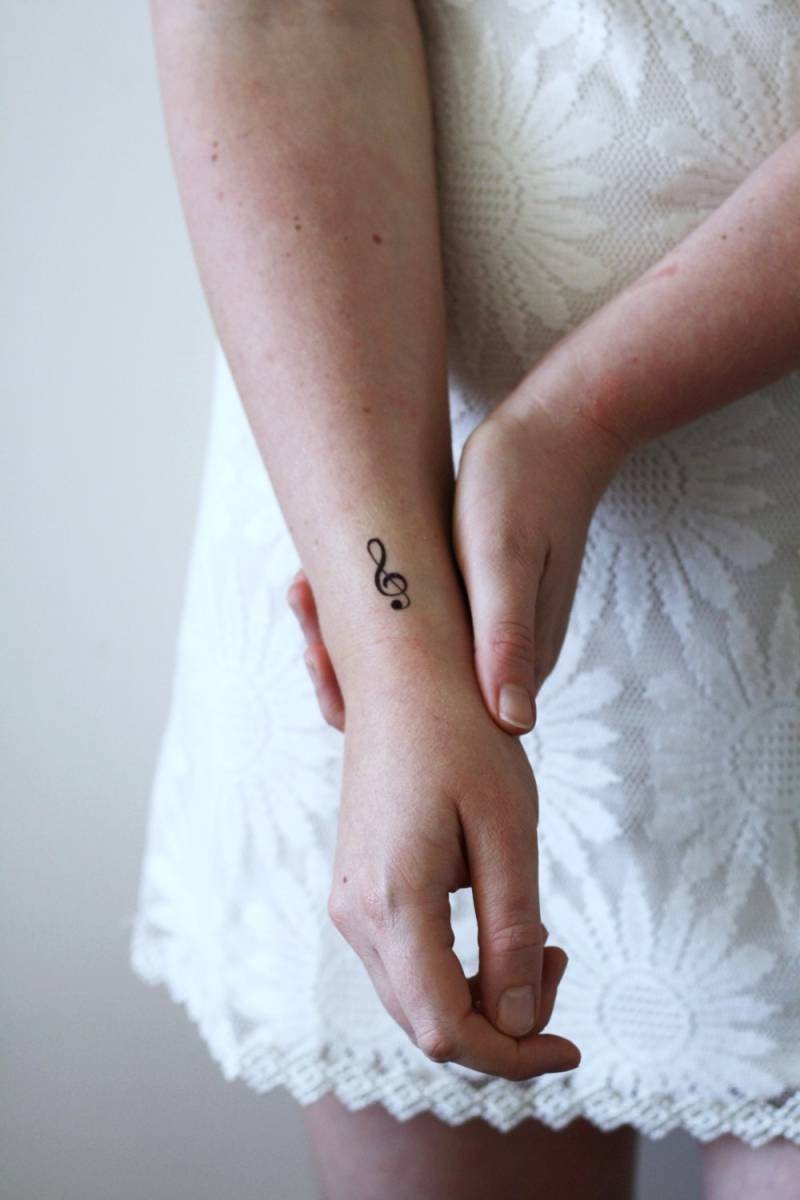 4 Kleine G Clef Temporäre Tattoos | Kleines Temporäres Tattoo Musik Geschenkidee Sängerin Musiker von Etsy - Tattoorary