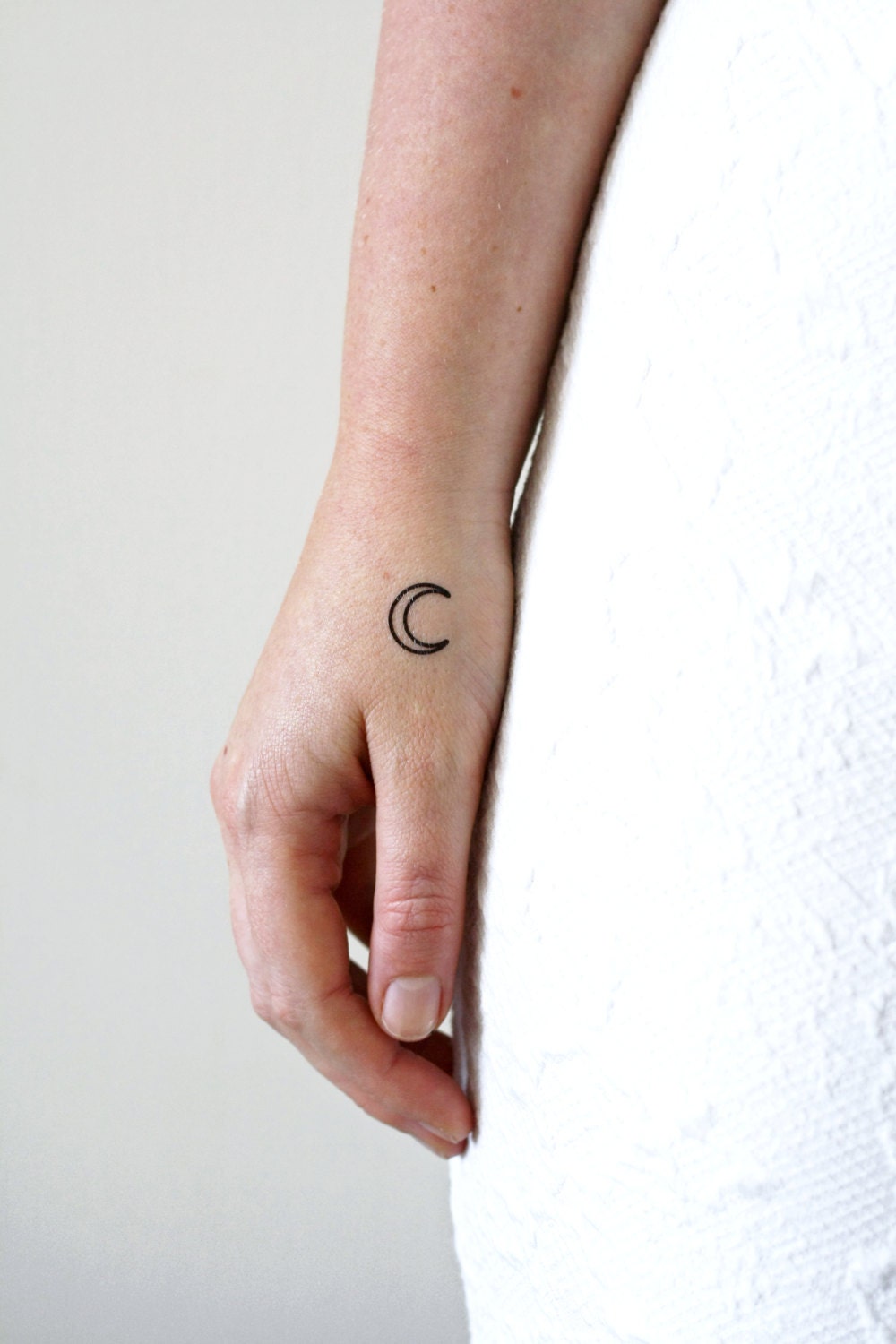 4 Kleine Mond Temporäre Tattoos | Mondkind Geschenkidee Boho Tattoo Geschenk 4 Kleine Mond Temporäre Tattoos | Mondkind Geschenkidee Boho Tattoo Geschenk von Etsy - Tattoorary