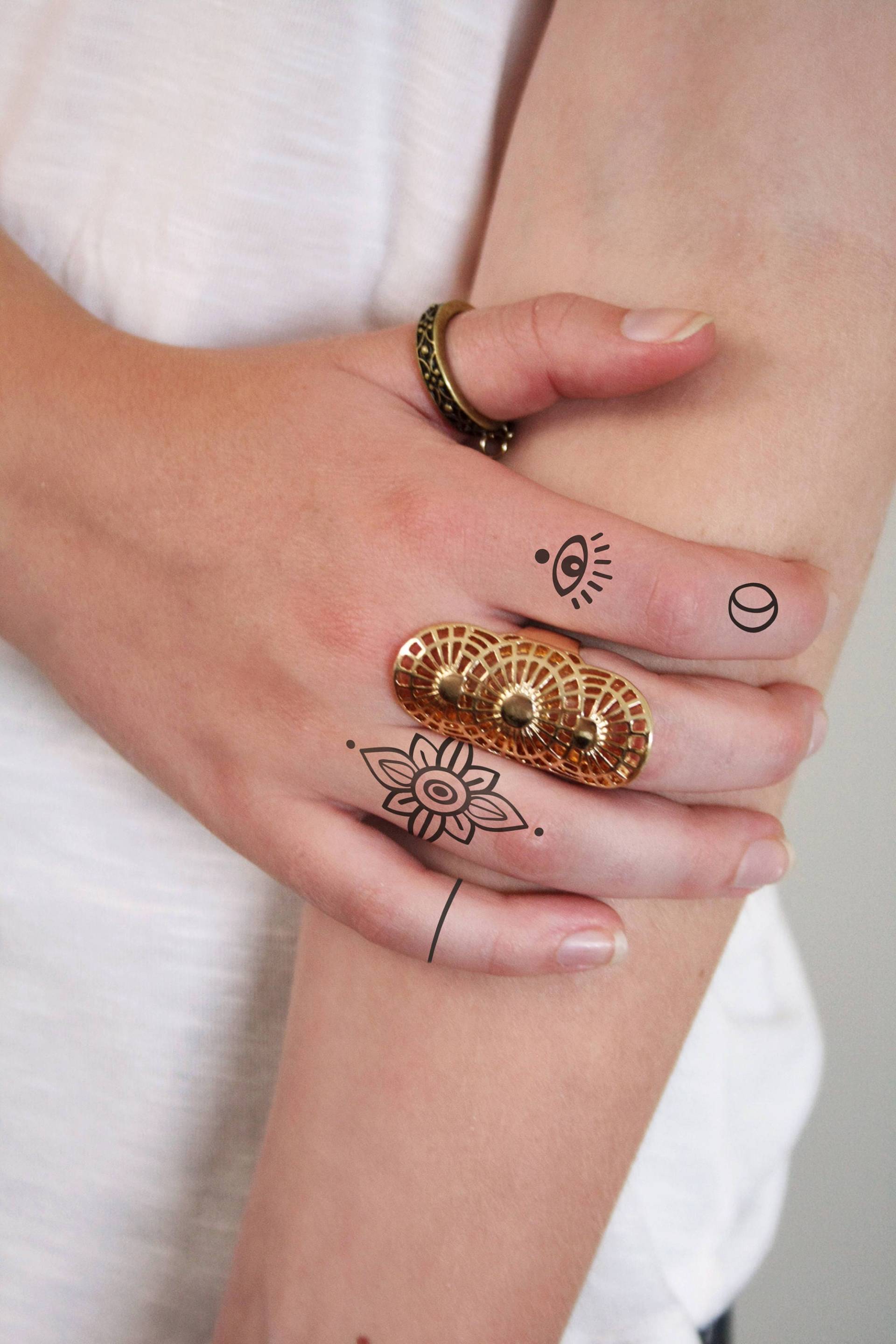 Fingertattoo Set | Finger Temporäres Tattoo Herz Kleines Fake-Tattoo Ring Augentattoo von Etsy - Tattoorary