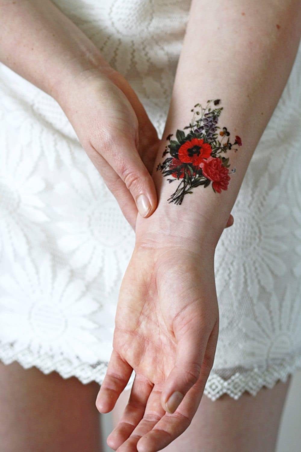 Florales Vintage Temporäres Tattoo | Blumen Geschenk Accessoire Florales Fake Florales Vintage Temporäres Tattoo | Blumen Geschenk Accessoire Florales Fake von Etsy - Tattoorary