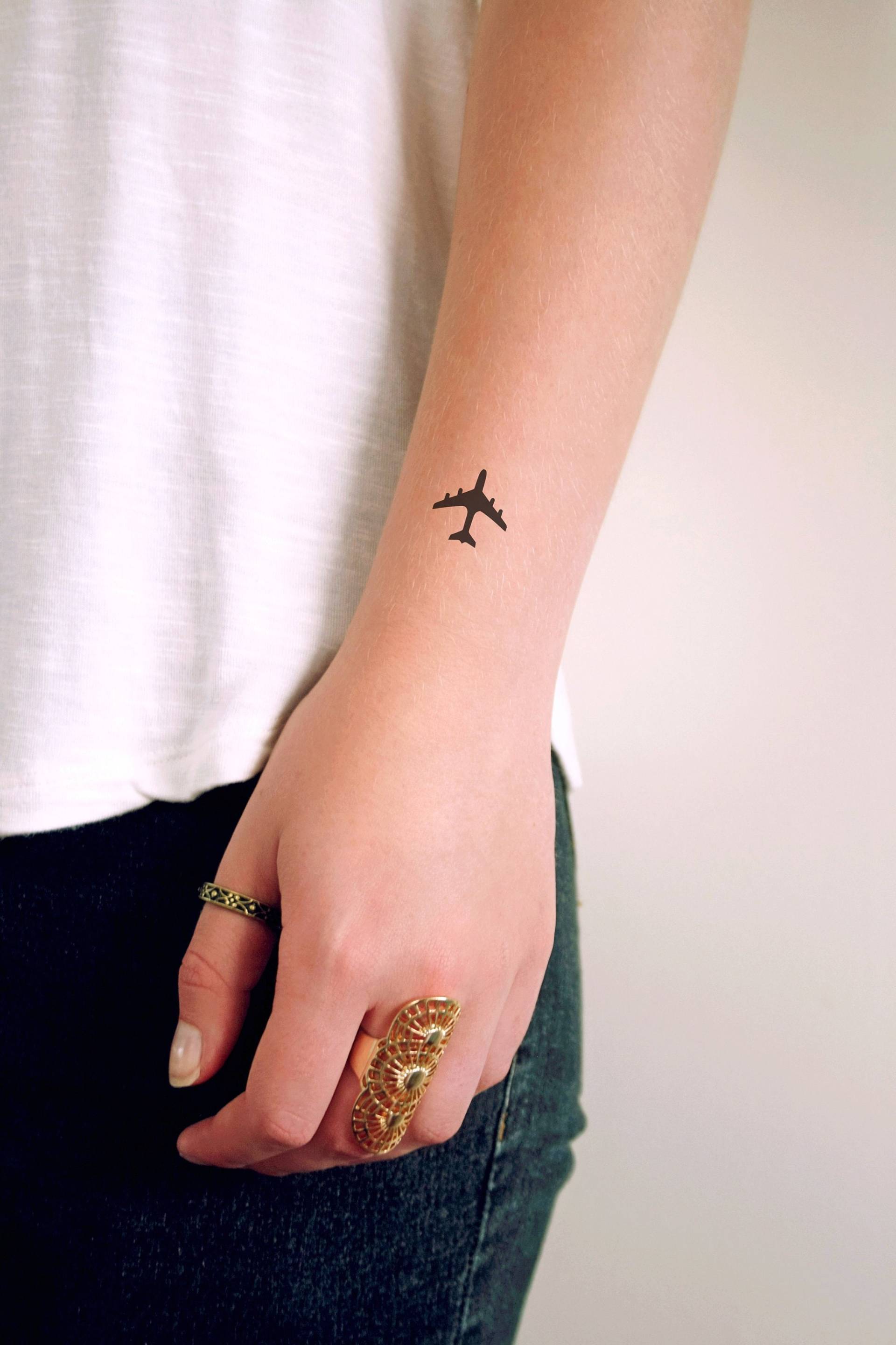 Flugzeug Temporäres Tattoo | Kleines Reise Temporäre Tattoos Fernweh Geschenk von Etsy - Tattoorary