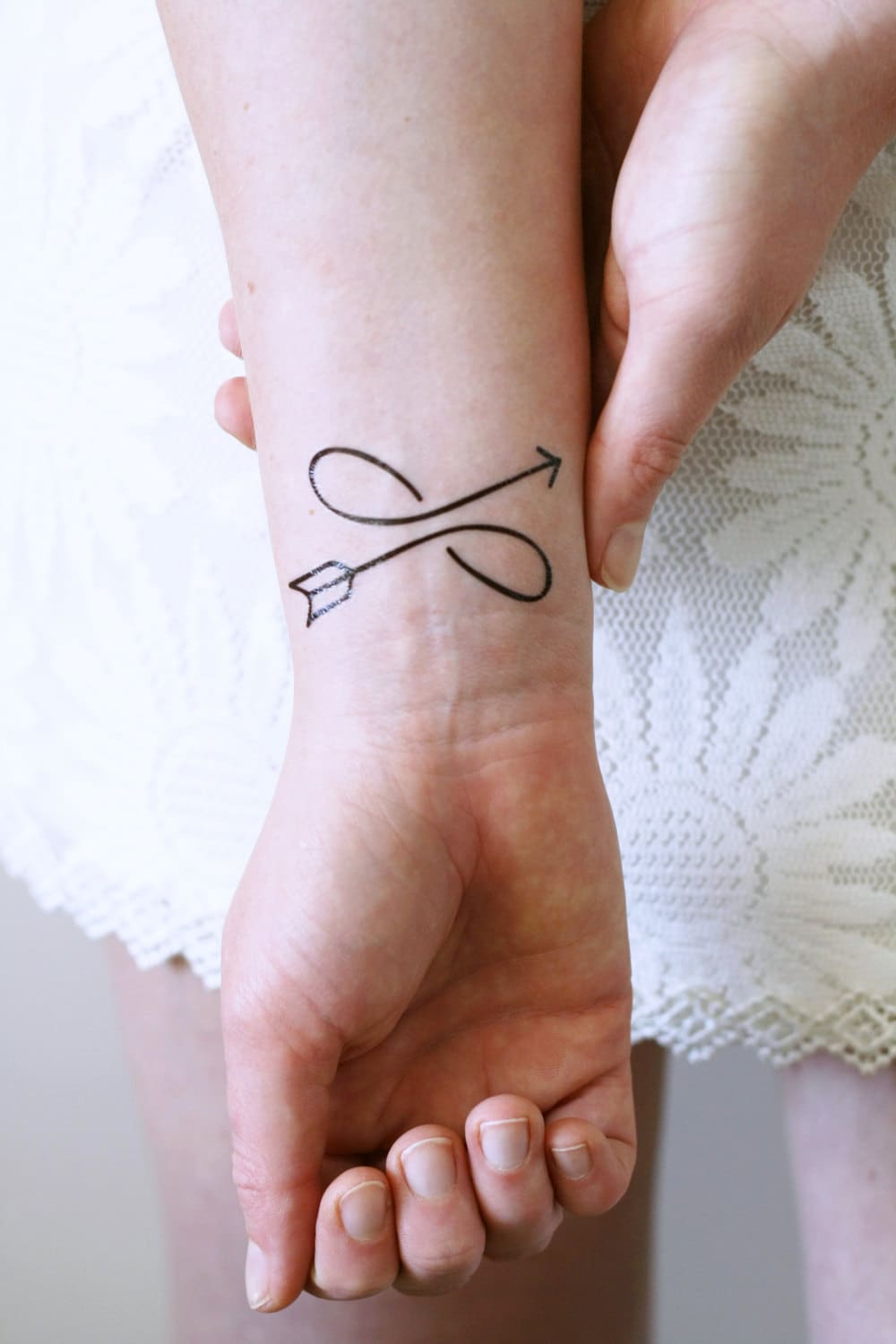 Infinity Pfeil Temporäres Tattoo | Unendlichkeit Geschenkidee Unendlichkeitssymbol Geschenk von Etsy - Tattoorary