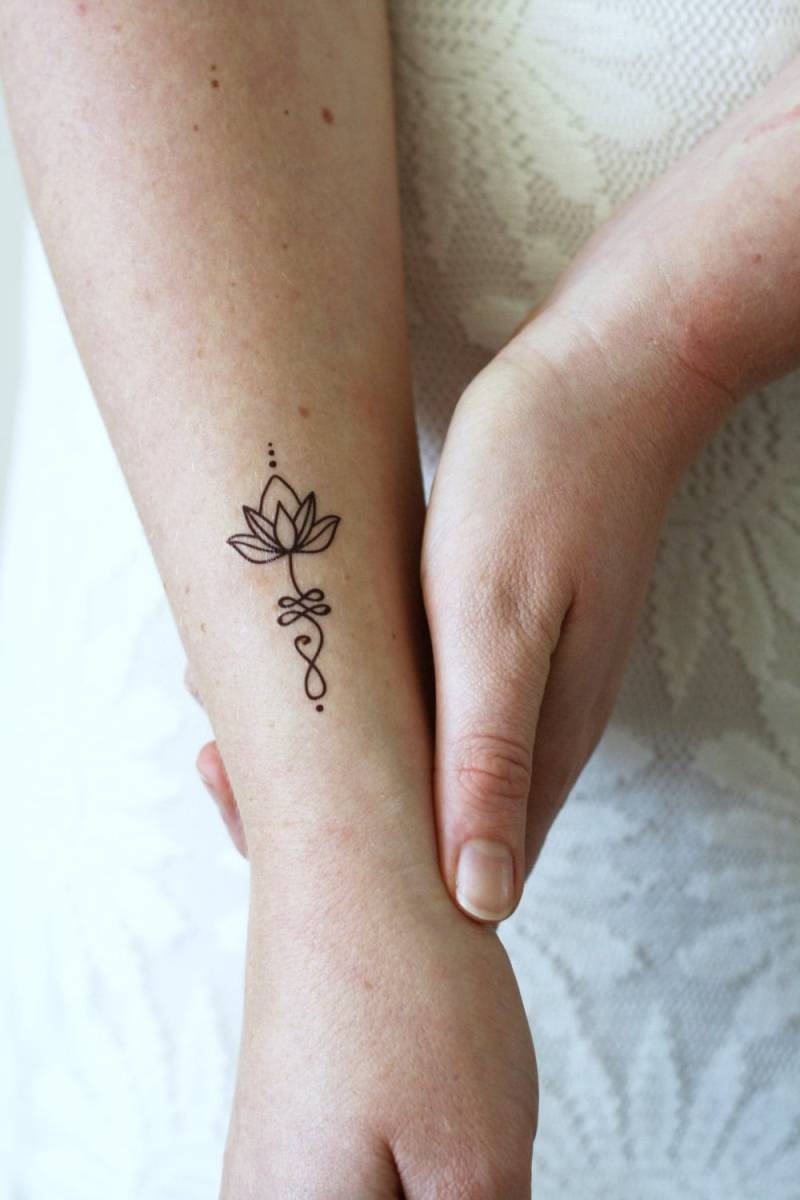 Unalome Lotus Temporäres Tattoo Set | Boho Unalome Fake Geschenkidee von Etsy - Tattoorary