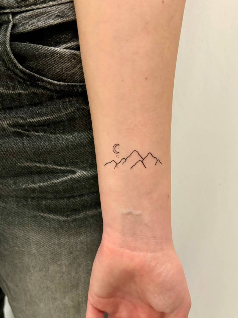 Berg Und Mond Temporäres Tattoo | 2Er Set/Natur Fake von Etsy - TemporaryTattooInc