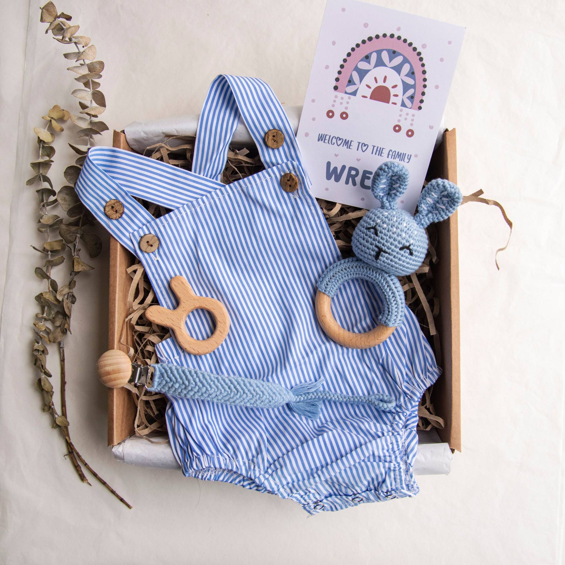 Baby-Geschenk-Box, Baby-Dusche-Geschenk, Baby-Jungen-Geschenk, Baby-Geschenkkorb, Schwangerschaftsgeschenk, Personalisiertes Baby-Geschenk von Etsy - TheBoxOfJoy