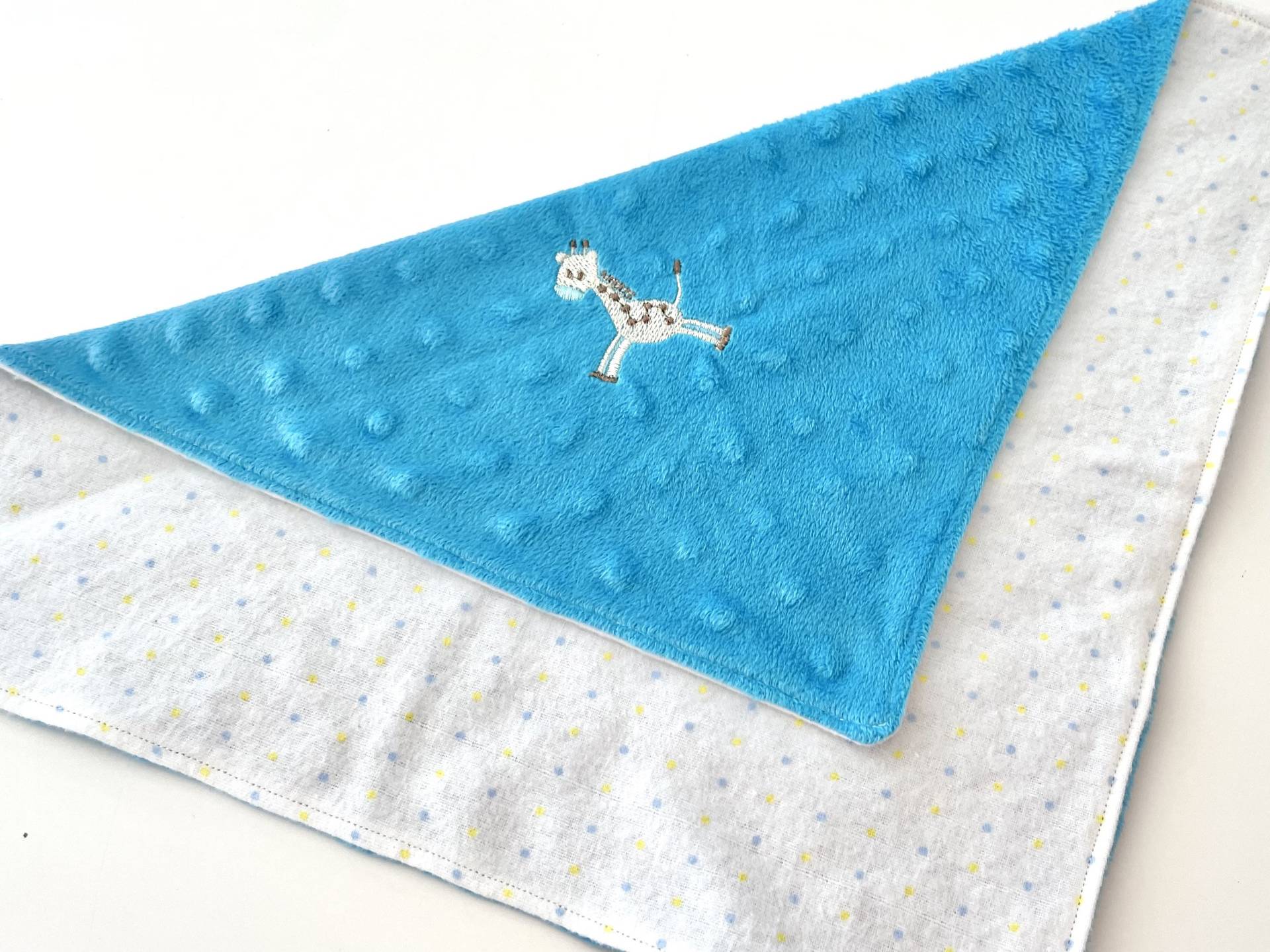 Blaues Minky Giraffen Baby Spucktuch | Spuckdecken Baby-Lovey Besticktes Lovey von Etsy - TheCraftyCabinUS