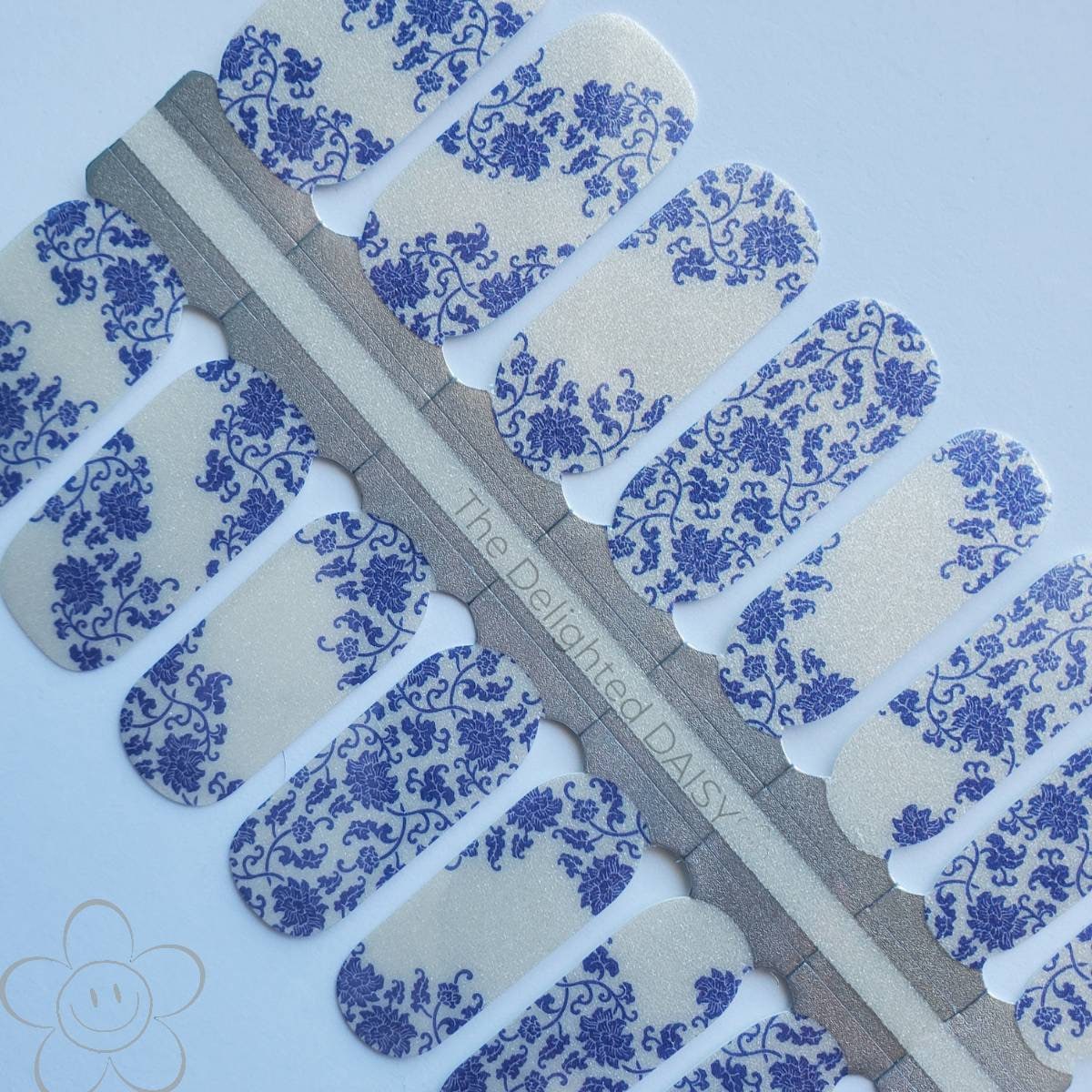 Blaue Blumen China Nail Wraps, Nagel Streifen, Aufkleber, Art von Etsy - TheDelightedDaisy