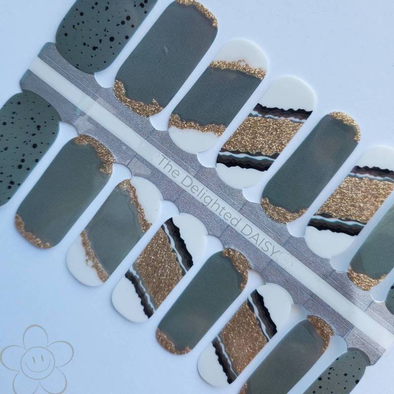 Olive Gold Nail Wraps, Nagel Streifen, Aufkleber, Art von Etsy - TheDelightedDaisy