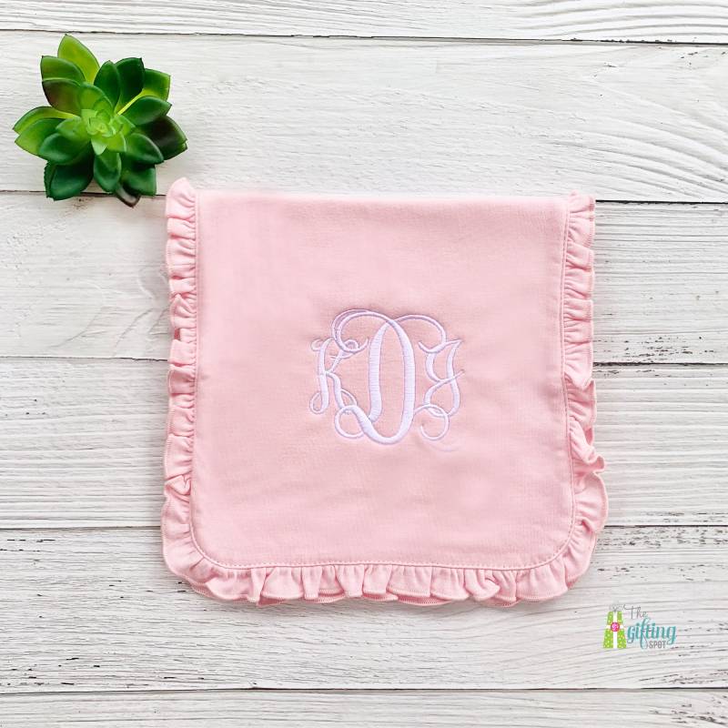 Einzigartiges Rosa Rüschen Spucktuch, Personalisiertes Baby Mädchen Geschenk, Baby-Dusche-Geschenk, Benutzerdefinierte Fütterung von Etsy - TheGiftingSpot