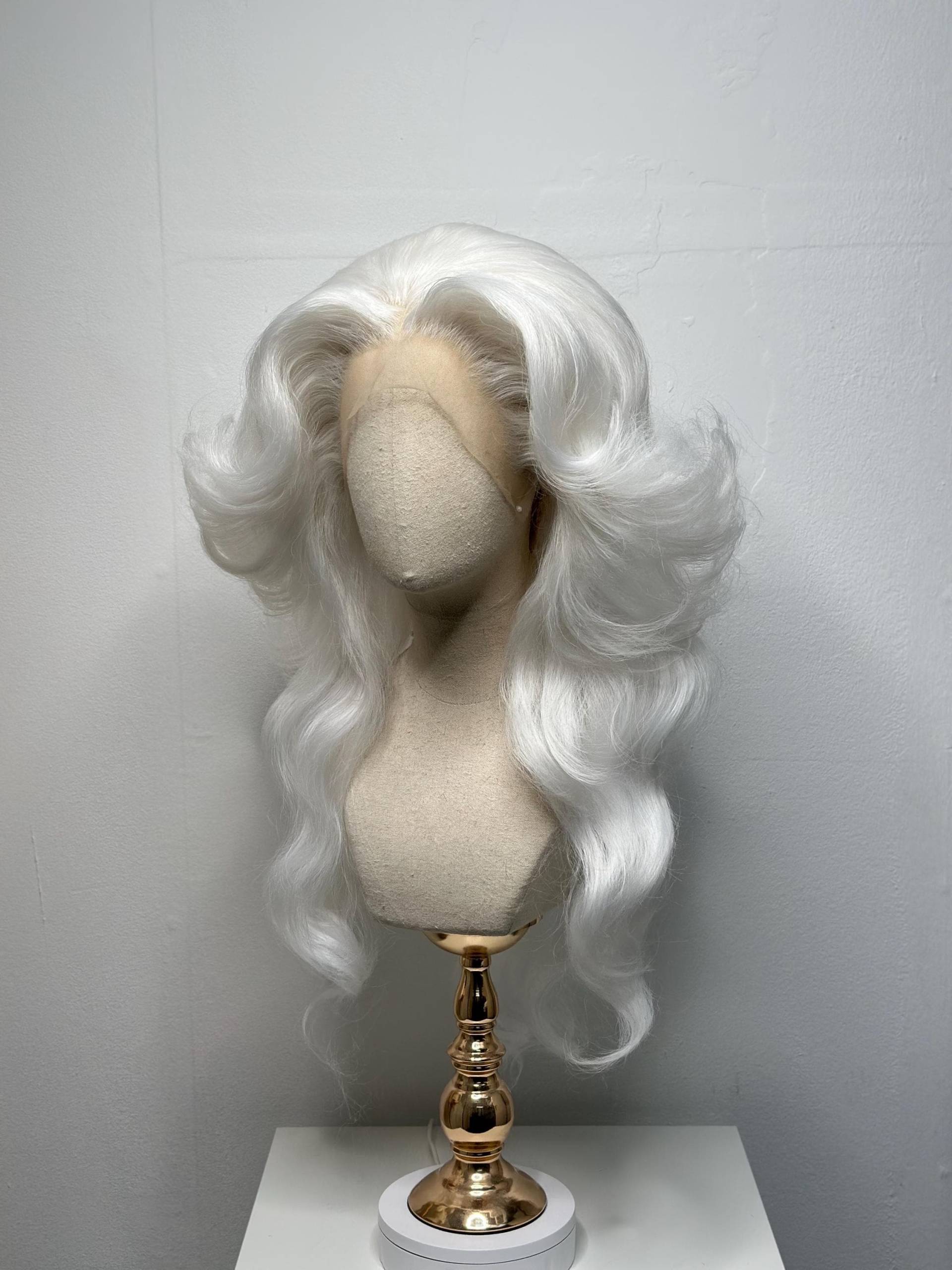 Big 70S Wig With Roots White Big 70S Wig With Roots White von Etsy - TheGingHair
